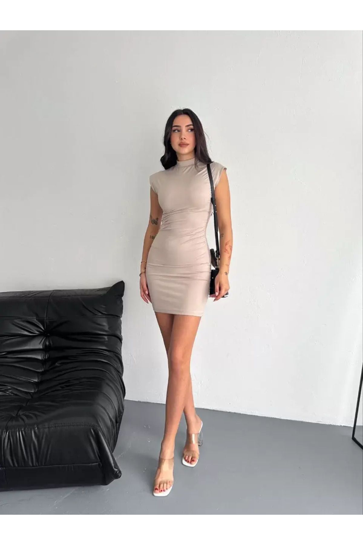 koflandy Yarım Bogazlı Kolsuz Mini Boy Elbise - Bej