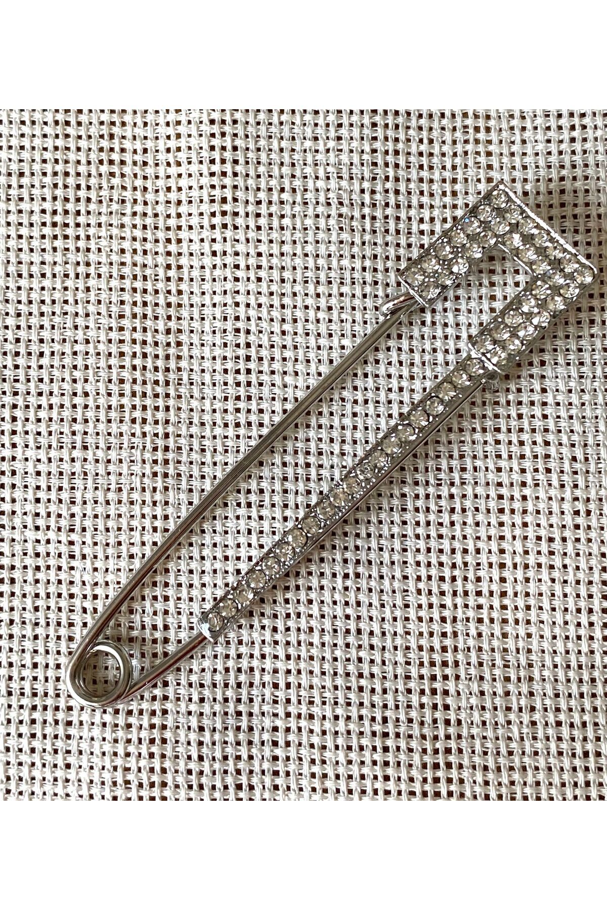 312 KONSEPT Yaka İğnesi-Broş (7,5X1,5 Cm) 1 Adet