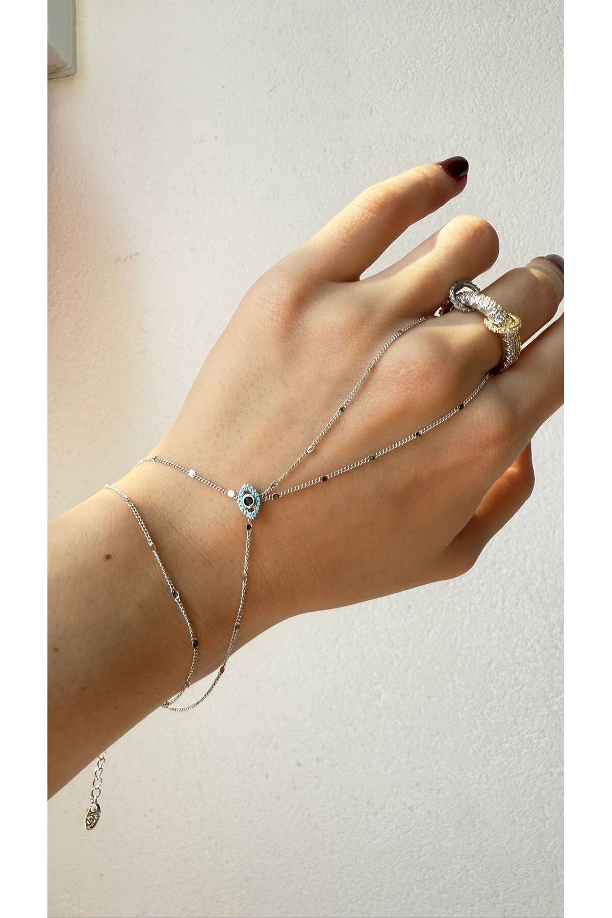 mercanjewelry Marka Model Pullu ve Göz Detaylı Silver Zincir Şahmeran