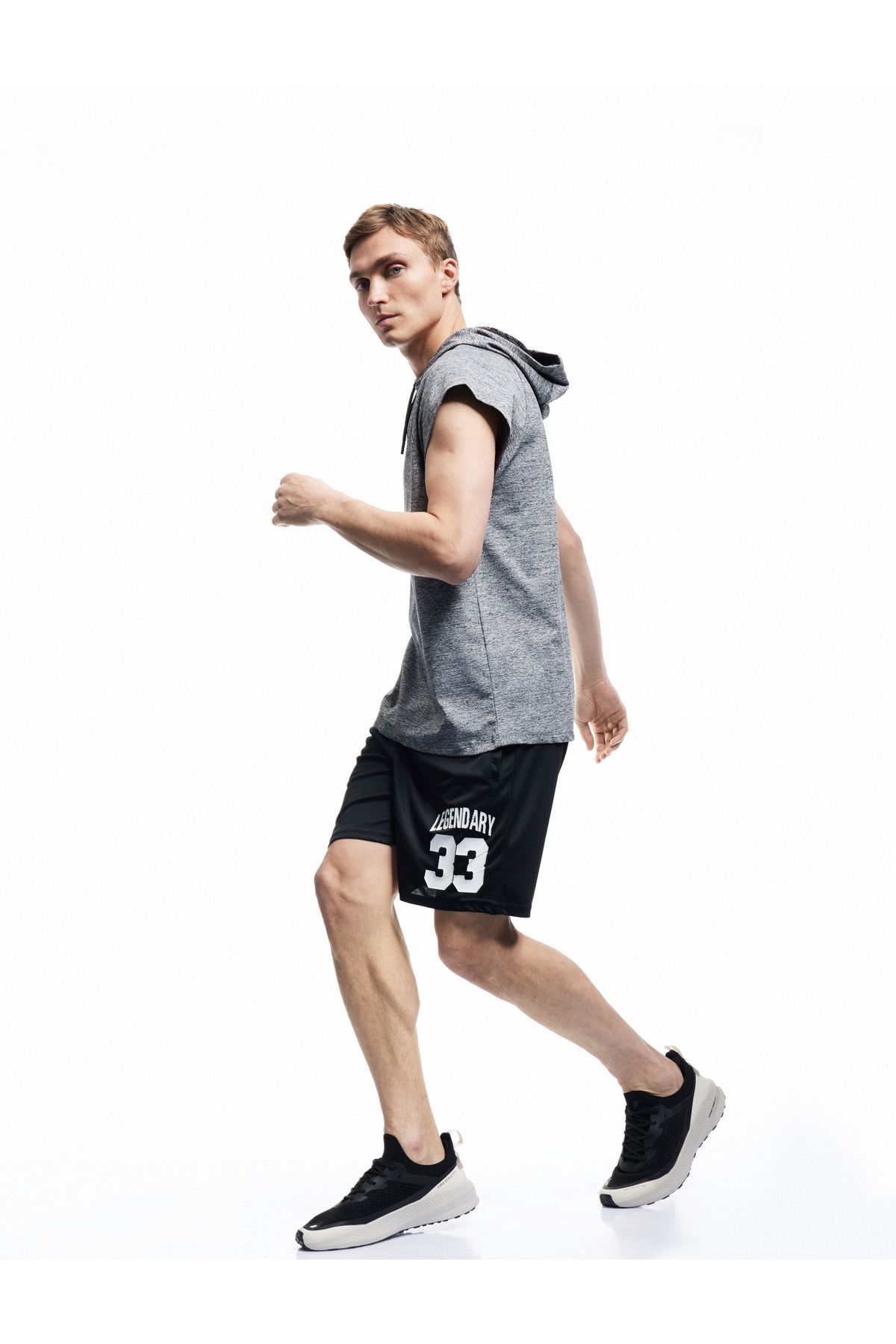 Koton Yeni Sezon Baskılı Cep Detaylı Beli Lastikli Oversize Spor Şort
