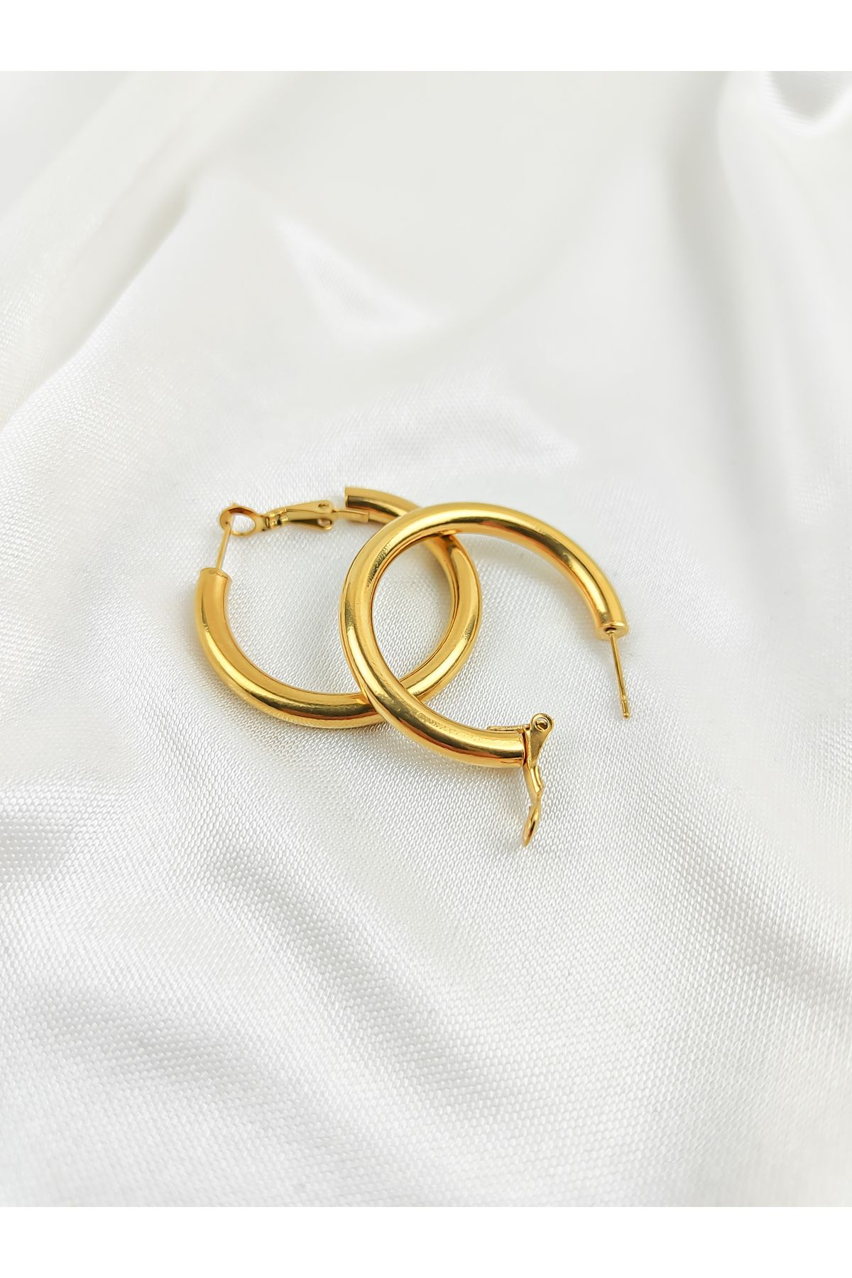 venDée Kadın Çelik Küpe Büyük Kalın Halka Gold Renk Paslanmaz Çelik