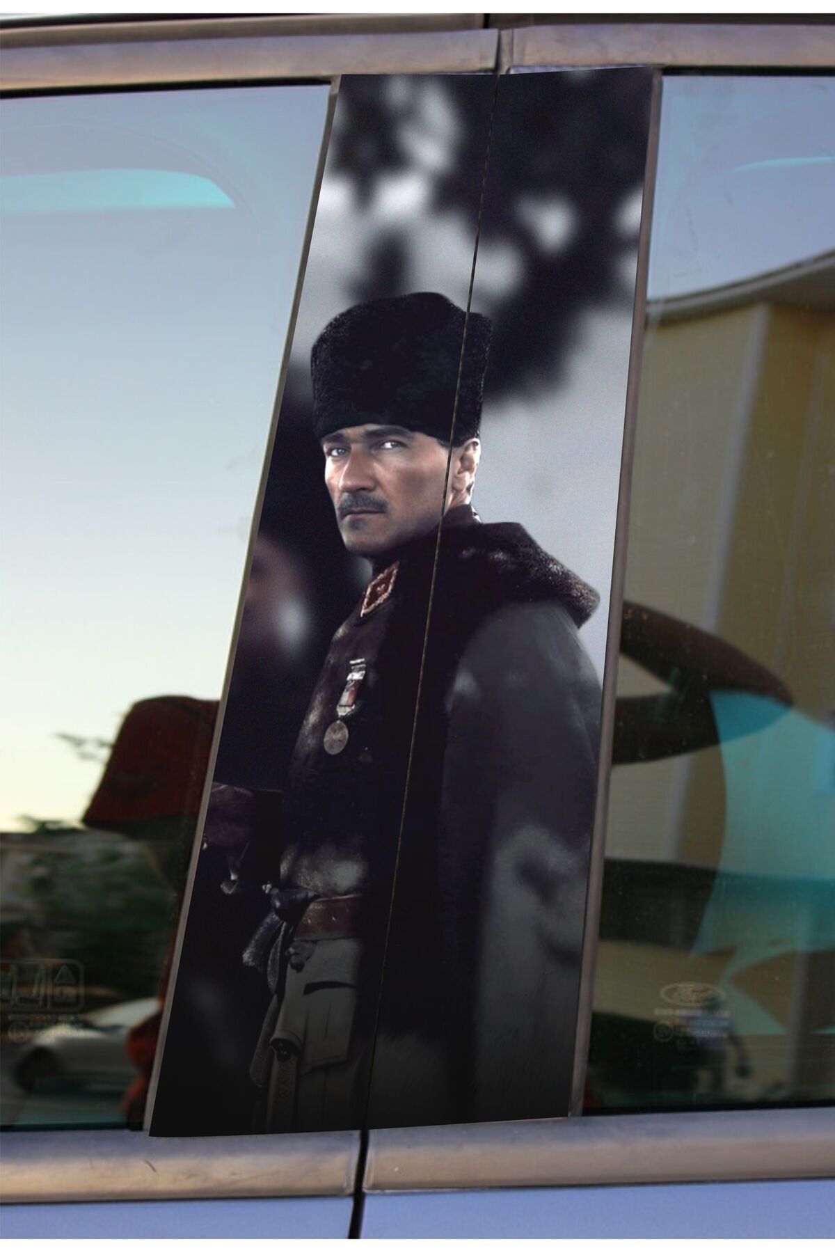 hediyenebak Mustafa Kemal Atatürk Baskılı Araç Kapı Direk Kaplama Folyo Sticker 2'li (SAĞ&SOL)