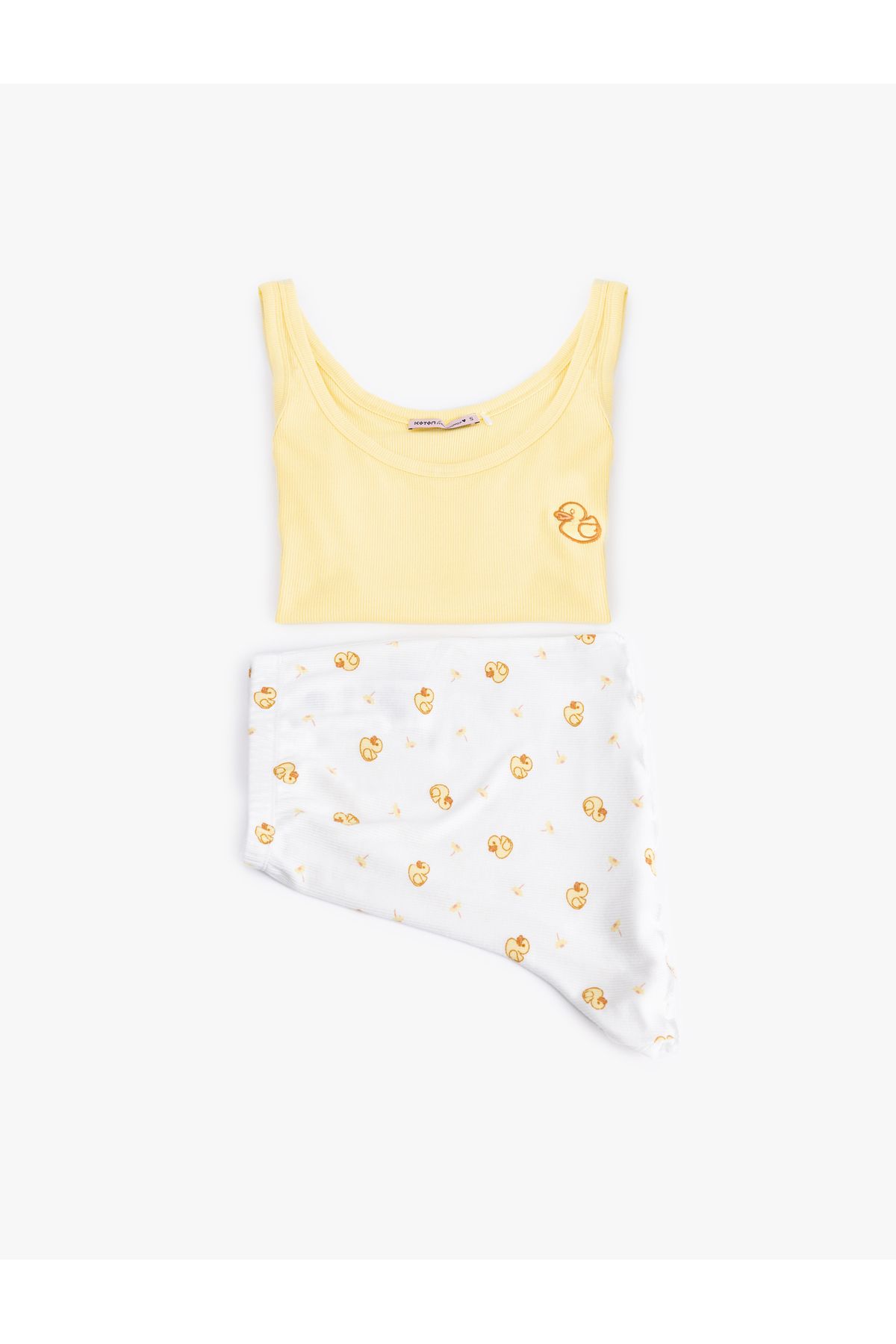 Koton Yeni Sezon Viskon Kumaş Ördek Baskılı Askılı Şortlu Pijama Takımı