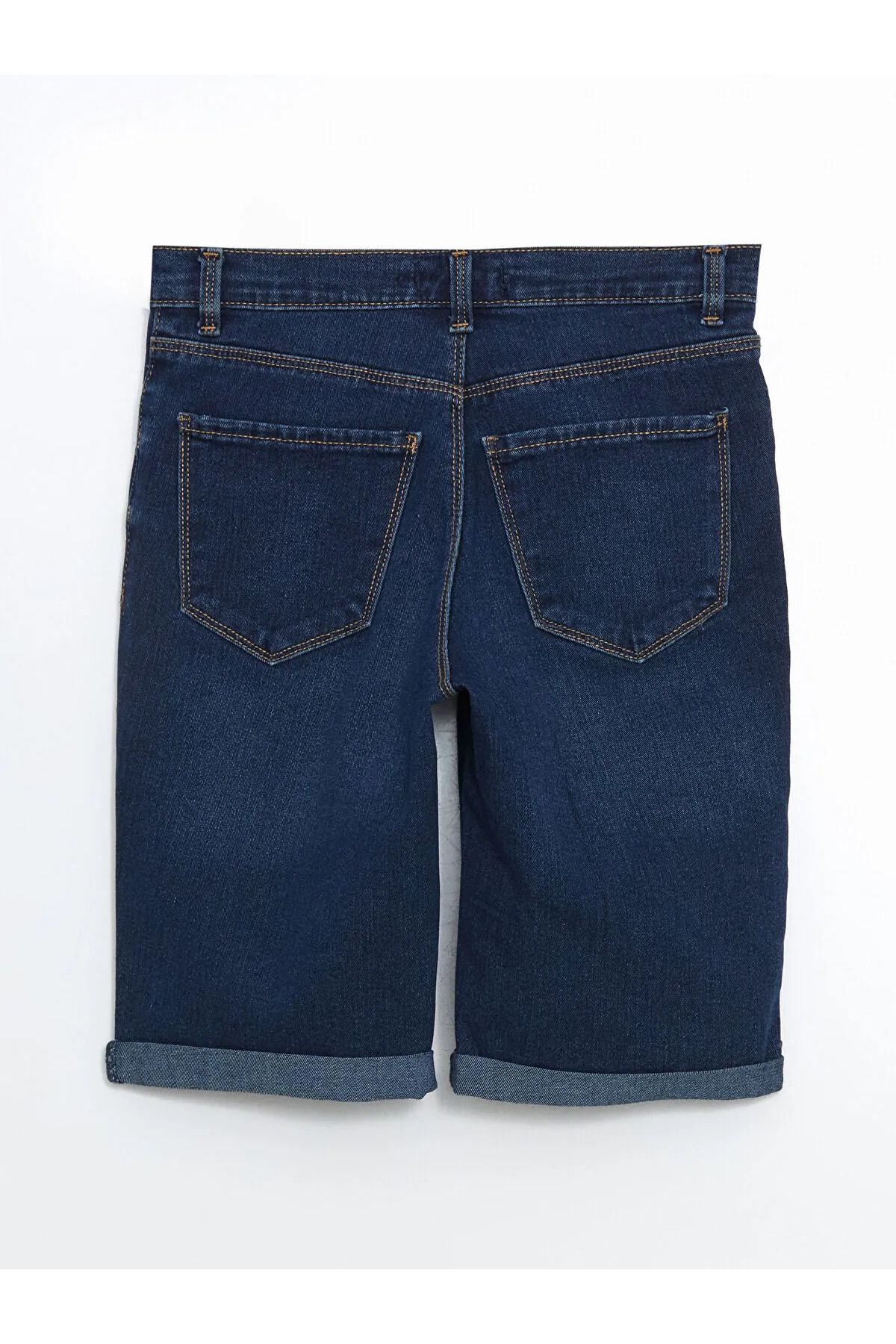 LC Waikiki Dar Fit Kadın Jean Şort