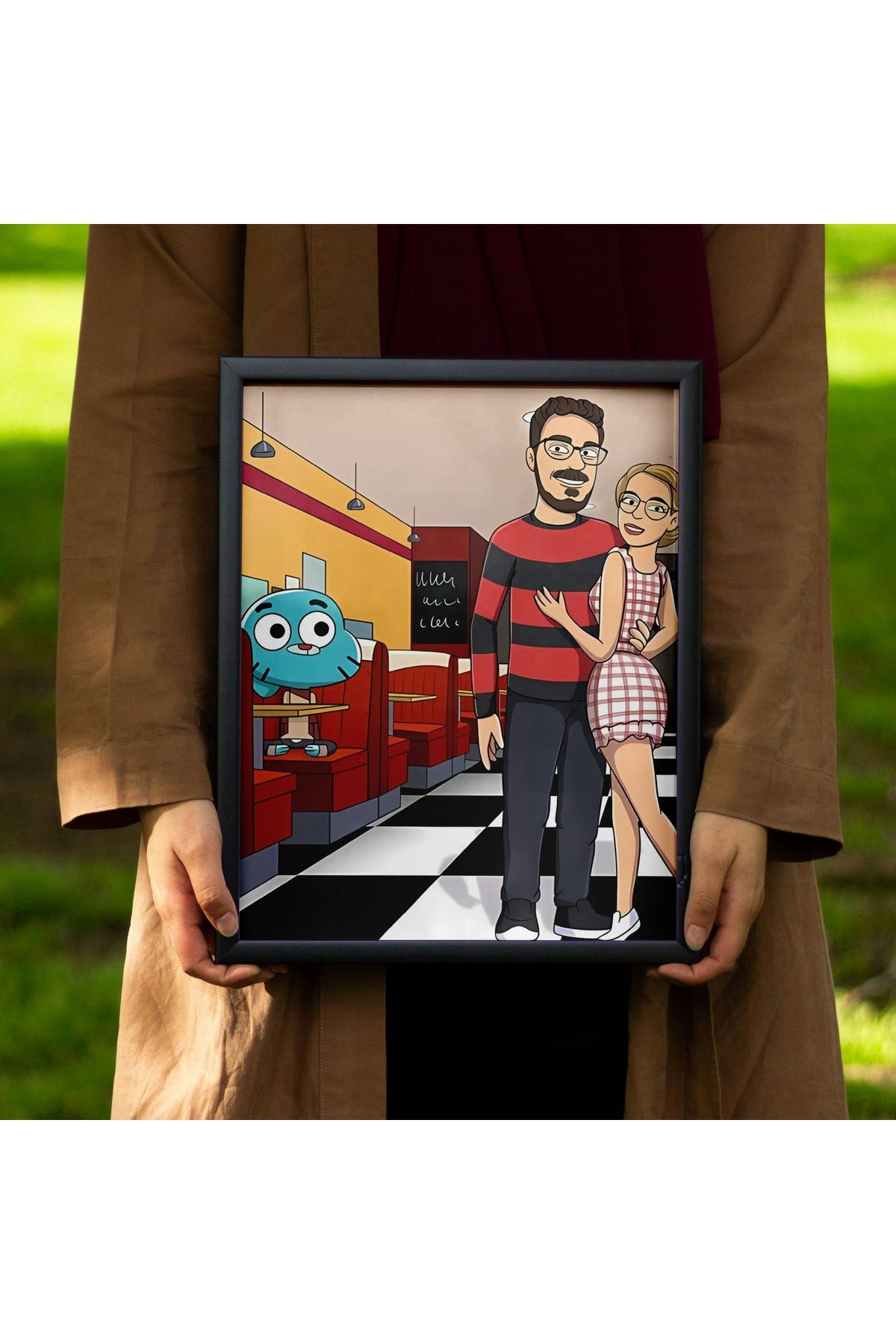 ÇELİKLER HEDİYE Kişiye Özel Karikatür Çerçeve – Fotoğraftan Hazırlanan Hediye Tablo