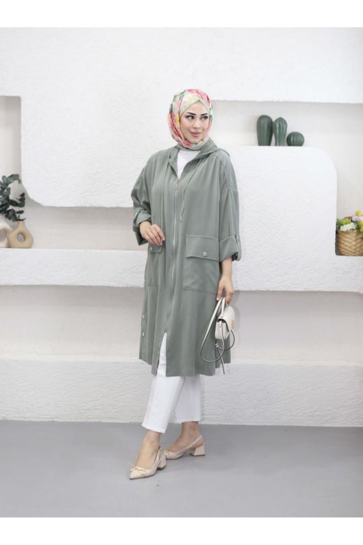 İkoll Yırtmaçlı Oversize Kap