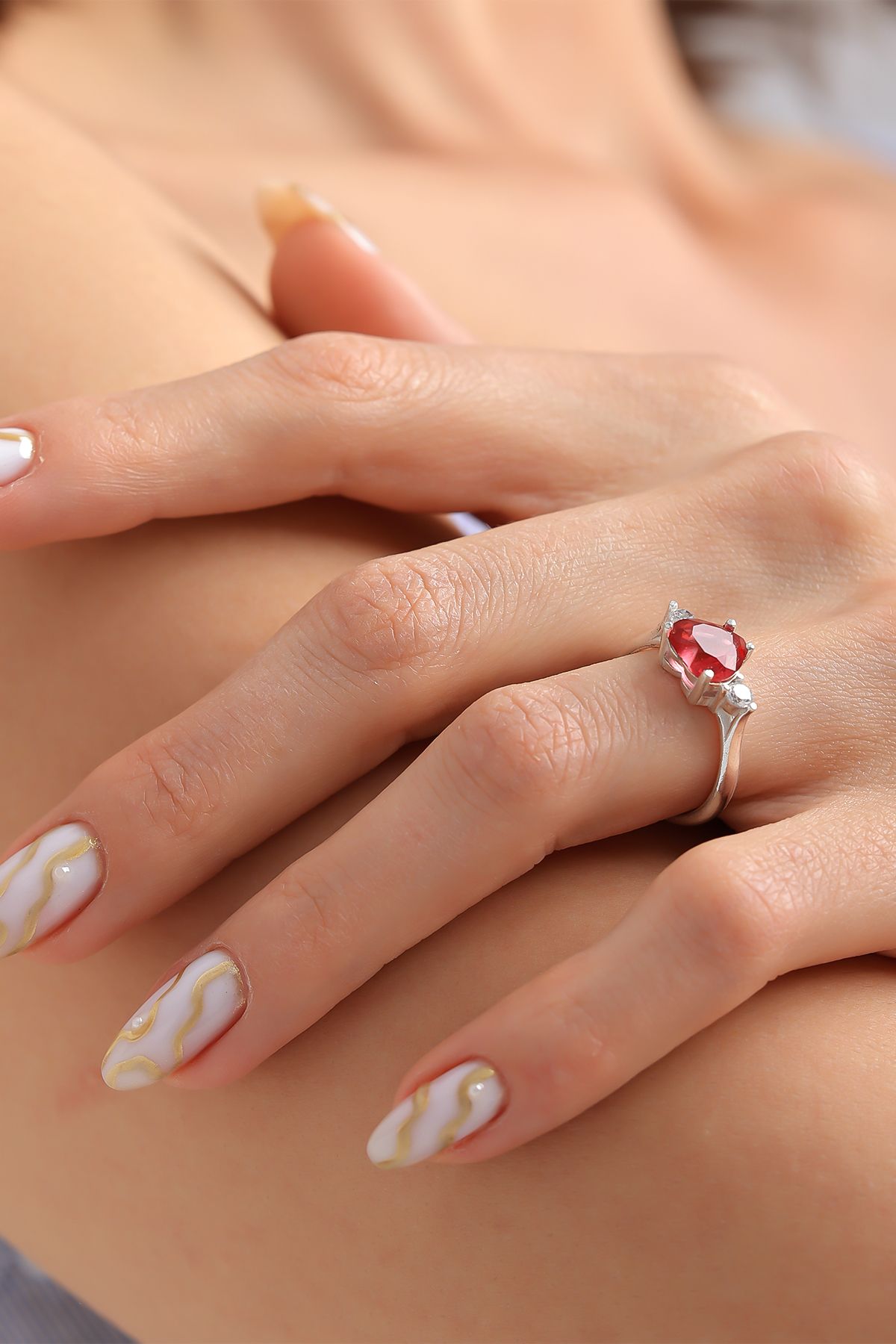 Lucente Jewellery Özel Hediye Kutulu Kırmızı Kalp Taşlı Gümüş Kaplama Ayarlanabilir Kalpli Prenses Yüzük