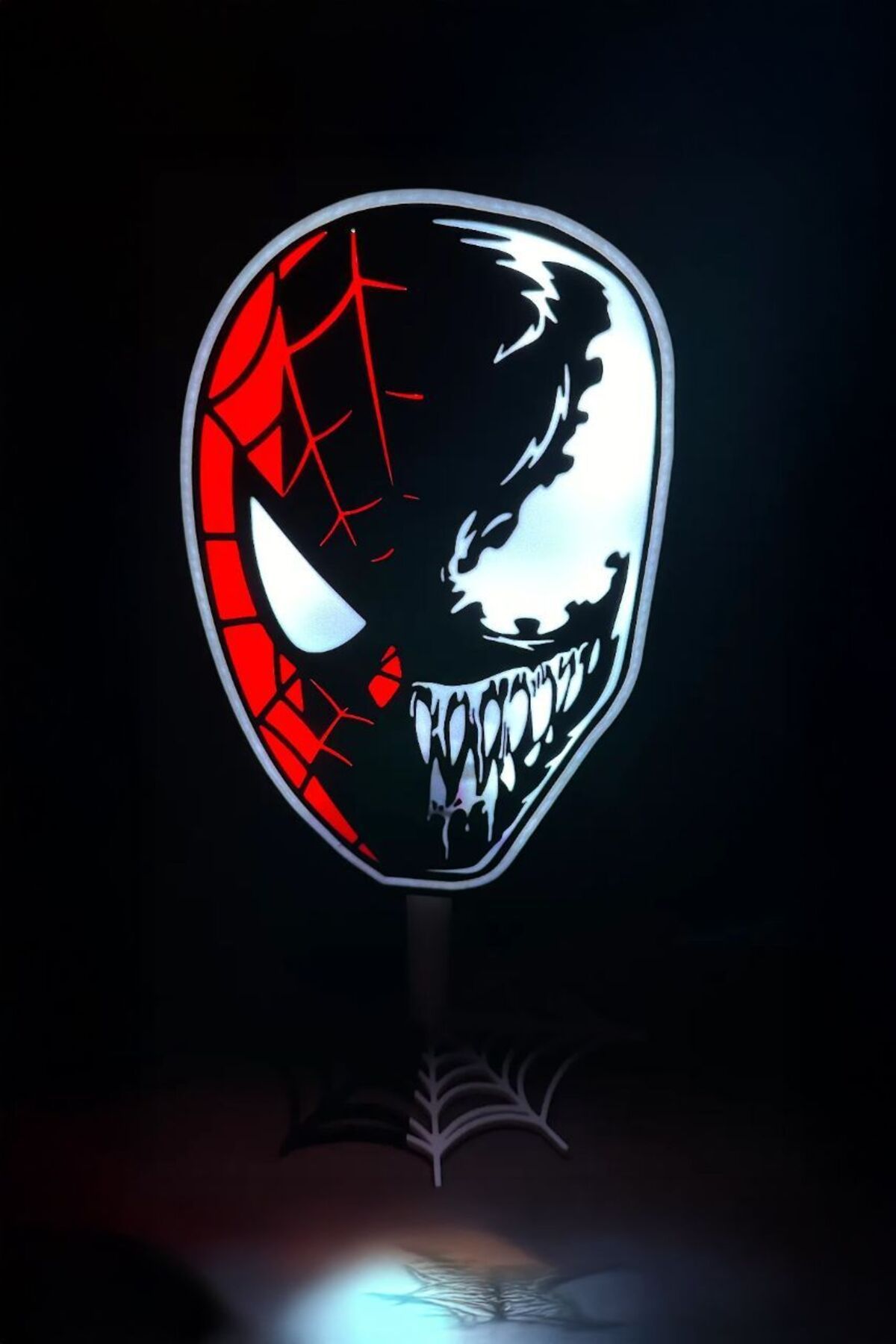 MEK Spider-Man ve Venom Tasarımlı Gece Lambası