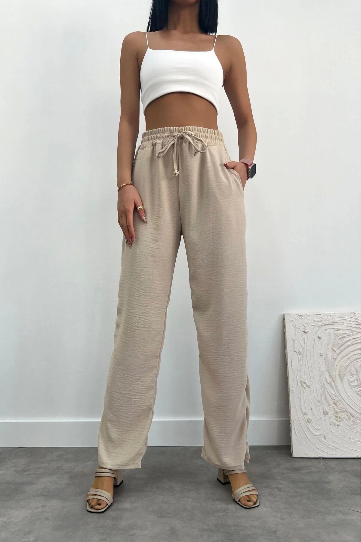 LC Waikiki LCWAIKIKI %100 Keten Kaliteli Kadın Alt Eşofman Geniş Kalıp Rahat Kesim Baggy Pantolon