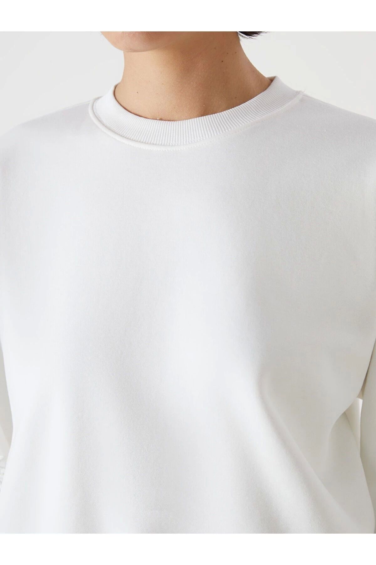 LC Waikiki LCWAIKIKI Bisiklet Yaka Nakışlı Oversize Kadın Kalın Sweatshirt