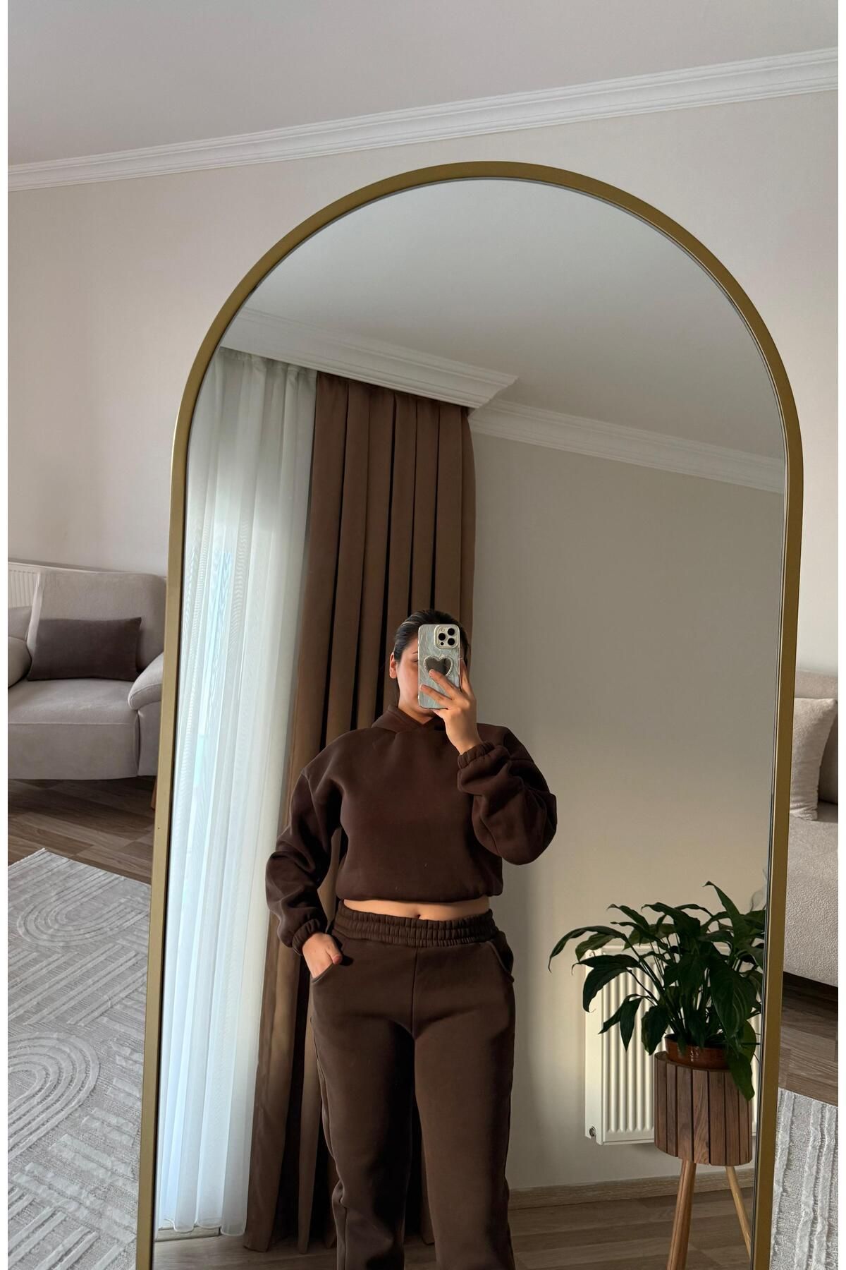 ZEYMA MODA CROP TAKIM KAPÜŞONLU ÜÇ İPLİK KALIN POLARLI EŞOFMAN TAKIMI