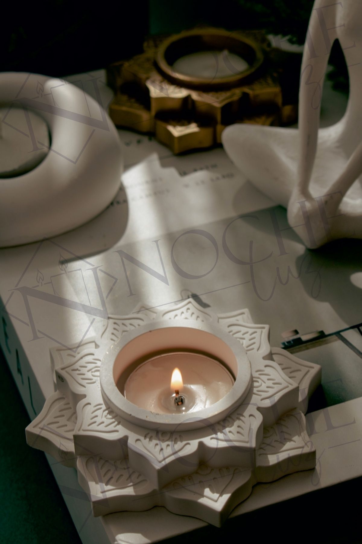İkizlerin Dünyası Lotus Şeklinde Dekoratif Tealight