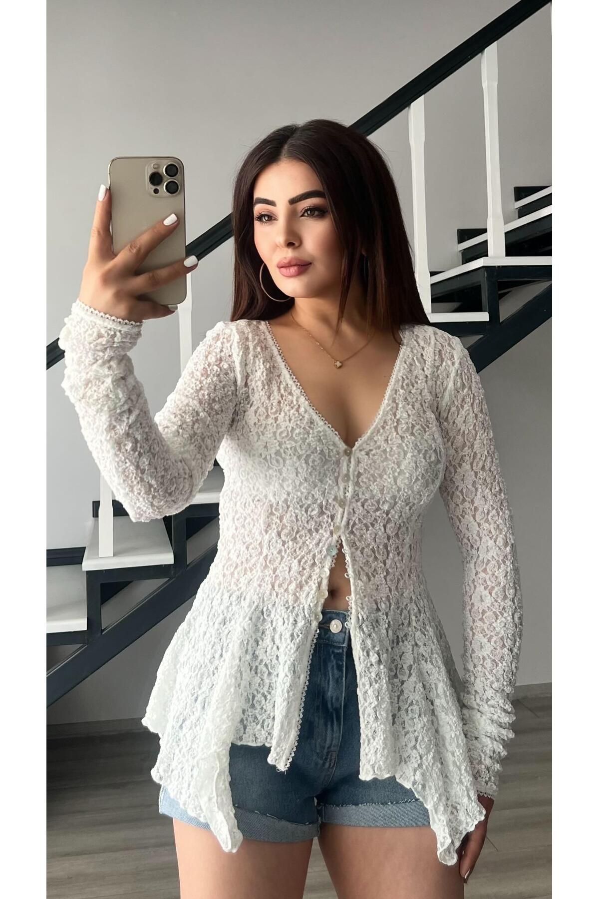 Oslove Beyaz Peplum Dantel Bluz