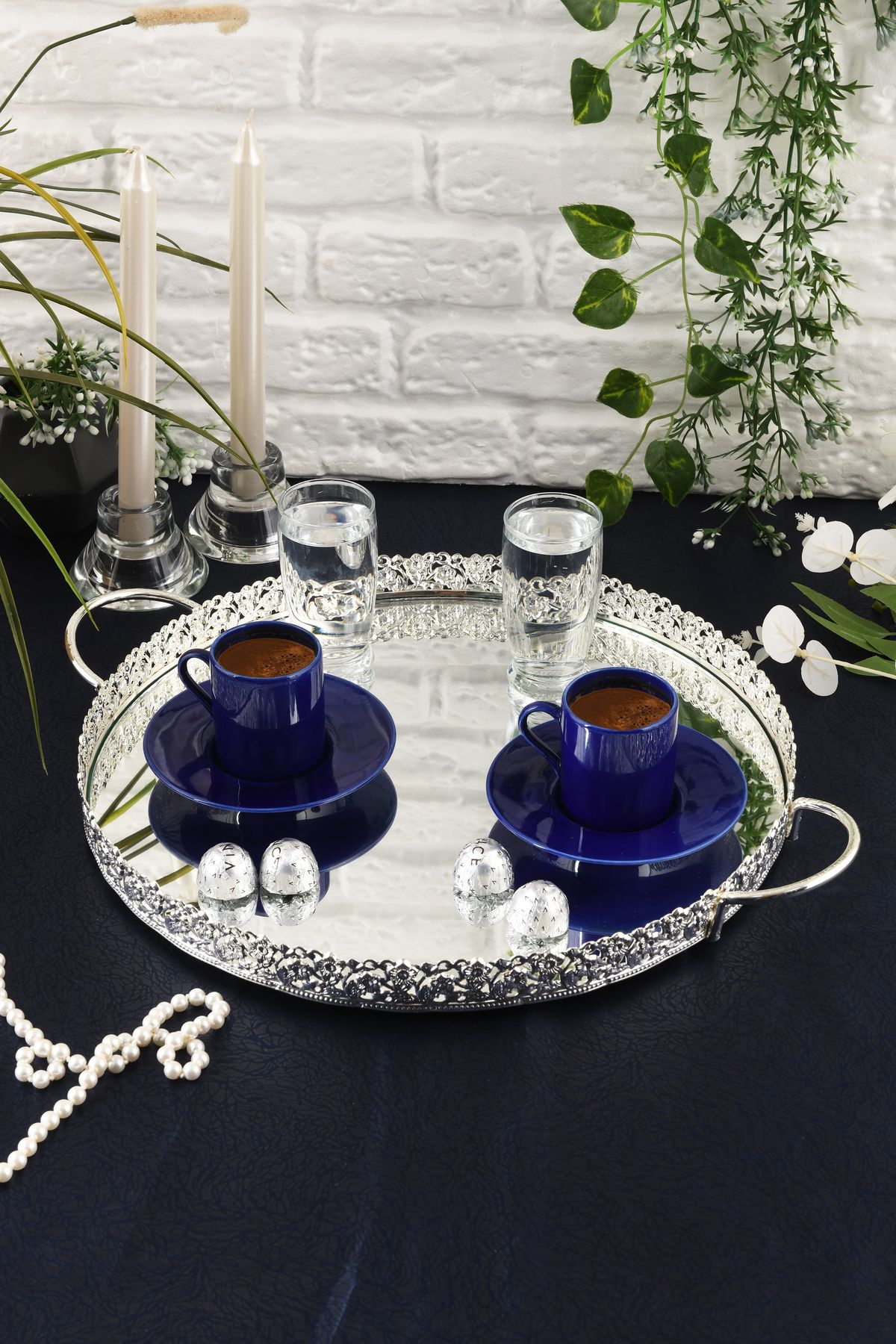 HELVACIOĞLU AKSESUAR Aynalı Kulplu Kahve, Çay, Çikolata Sunum Tepsisi 35 cm Gümüş