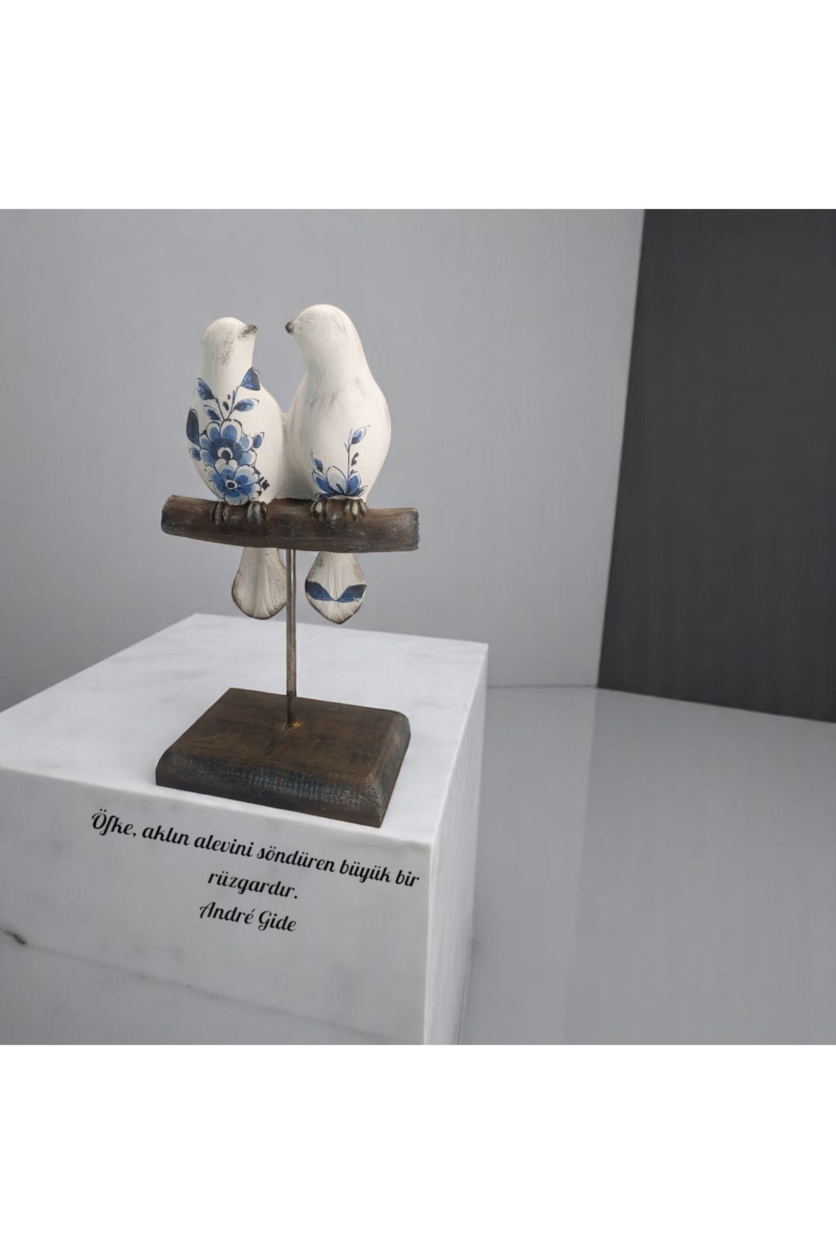 Tasarım Kül Seramik Daldaki Kuş Dekoratif Obje PES04