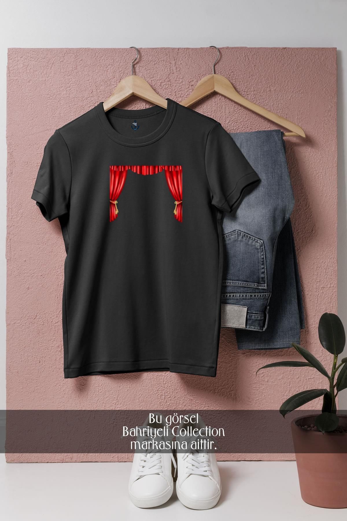 bahriyeli.jpeg Oversize Tiyatro Perdesi Sahne Önü Tasarımlı Unisex T-Shirt