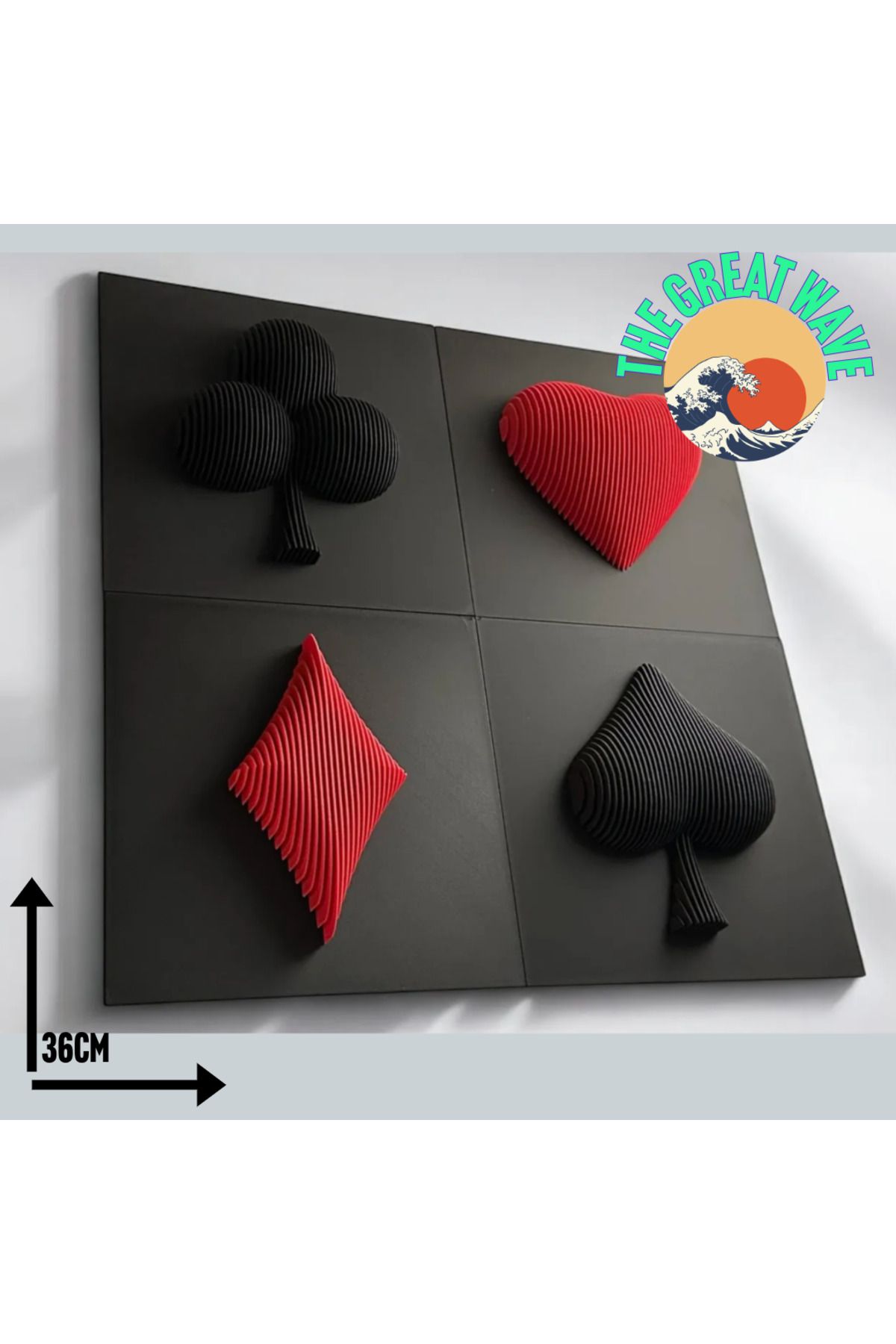 The Great Wave Poker Series 3D Duvar Dekoru – Kupa, Maça, Karo, Sinek Figür Seti (4’lü Panel 36x36 cm)