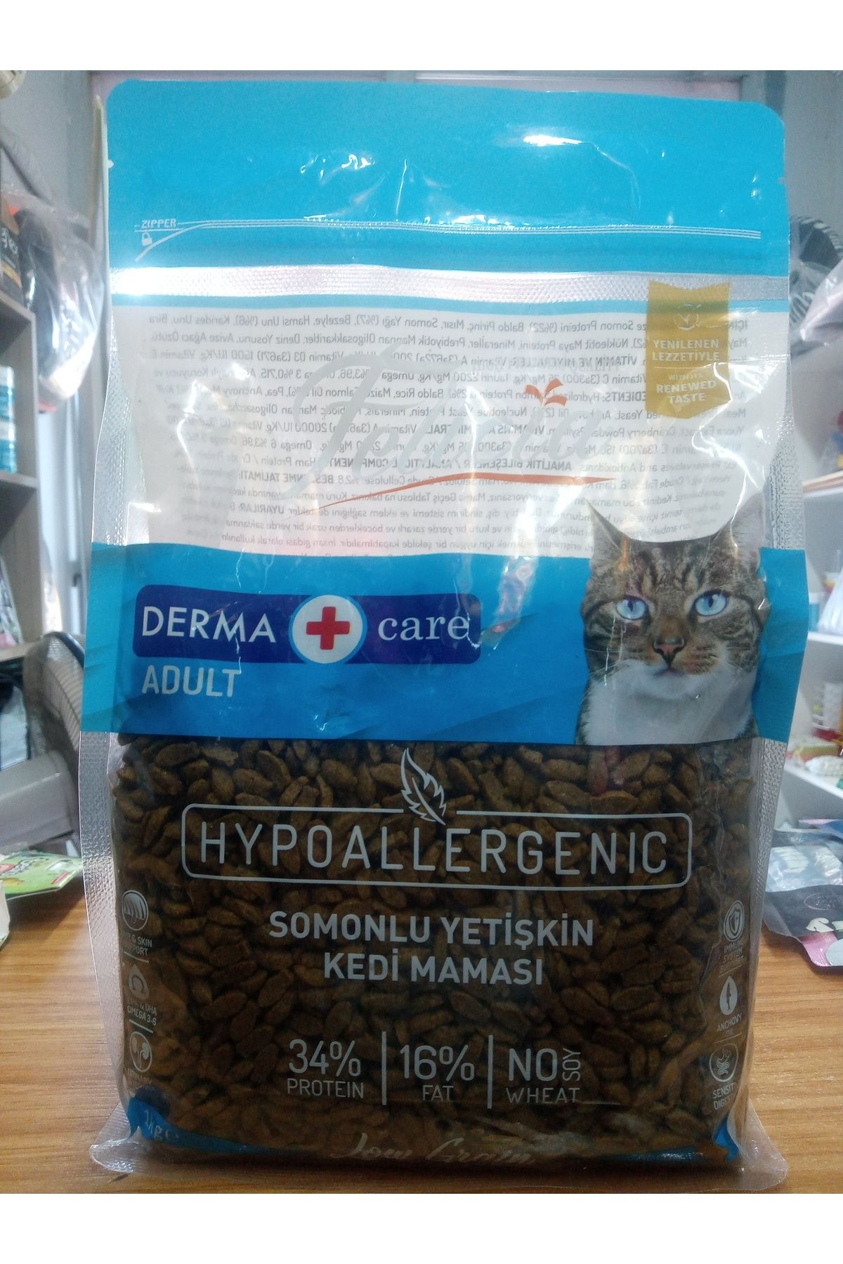 Felicia FELİCİA SOMONLU YETİŞKİN KEDİ MAMASI
