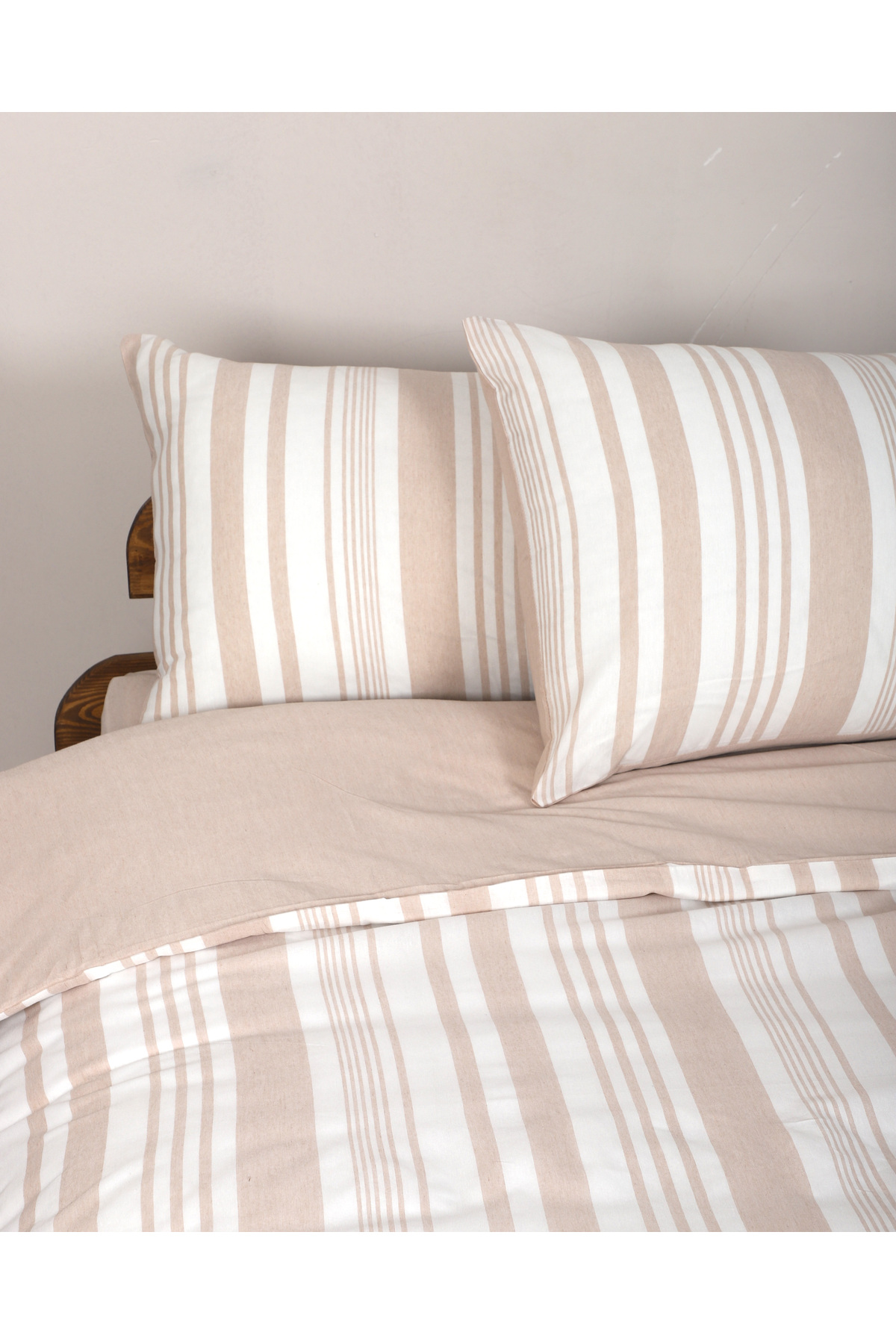 Genel Markalar Bohem Çizgili Desen Tek Kişilik Nevresim Takımı Iki Yönlü Kullanım Çarşafı Düz Cappuccino Rengi fotoğrafı 2 (önizleme)