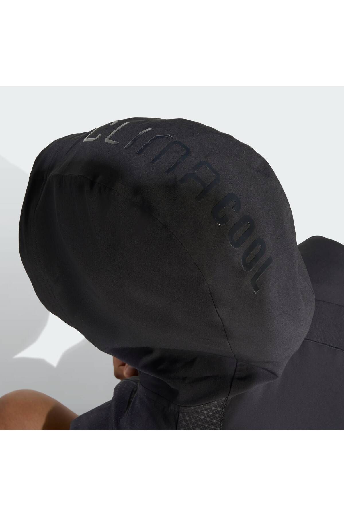 adidas-Tech Apparel Tracktop 5