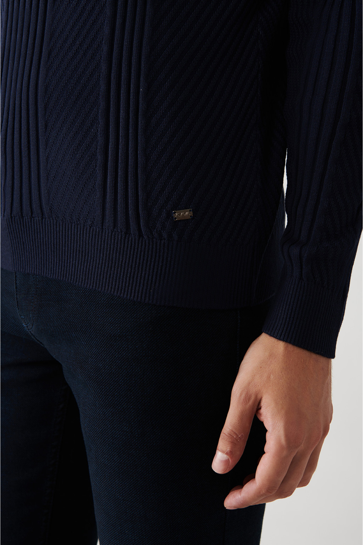 Avva-Marineblauer Strickpullover mit Rundhalsausschnitt für Herren A32y5160 3