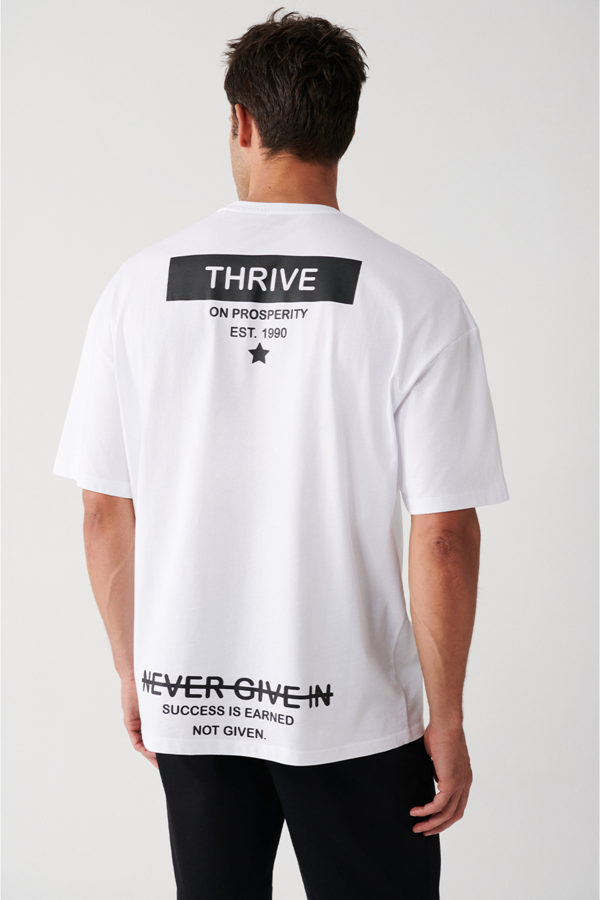 Avva Erkek Beyaz %100 Pamuk Bisiklet Yaka Baskılı T-Shirt A31Y1180