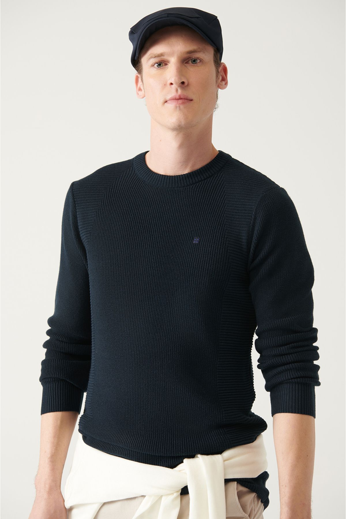 Avva-Marineblauer Jacquard-Strickpullover mit Rundhalsausschnitt für Herren A22y5178 3