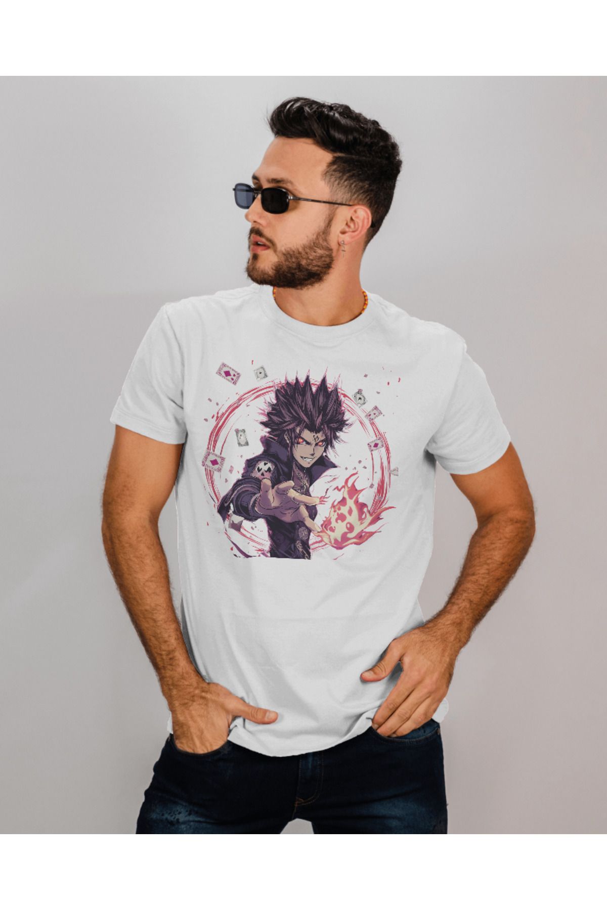 BELLACHIA Alevli Anime Karakter Baskılı Regular Erkek Tişört – Güçlü ve Asi Tarz! 🔥🃏