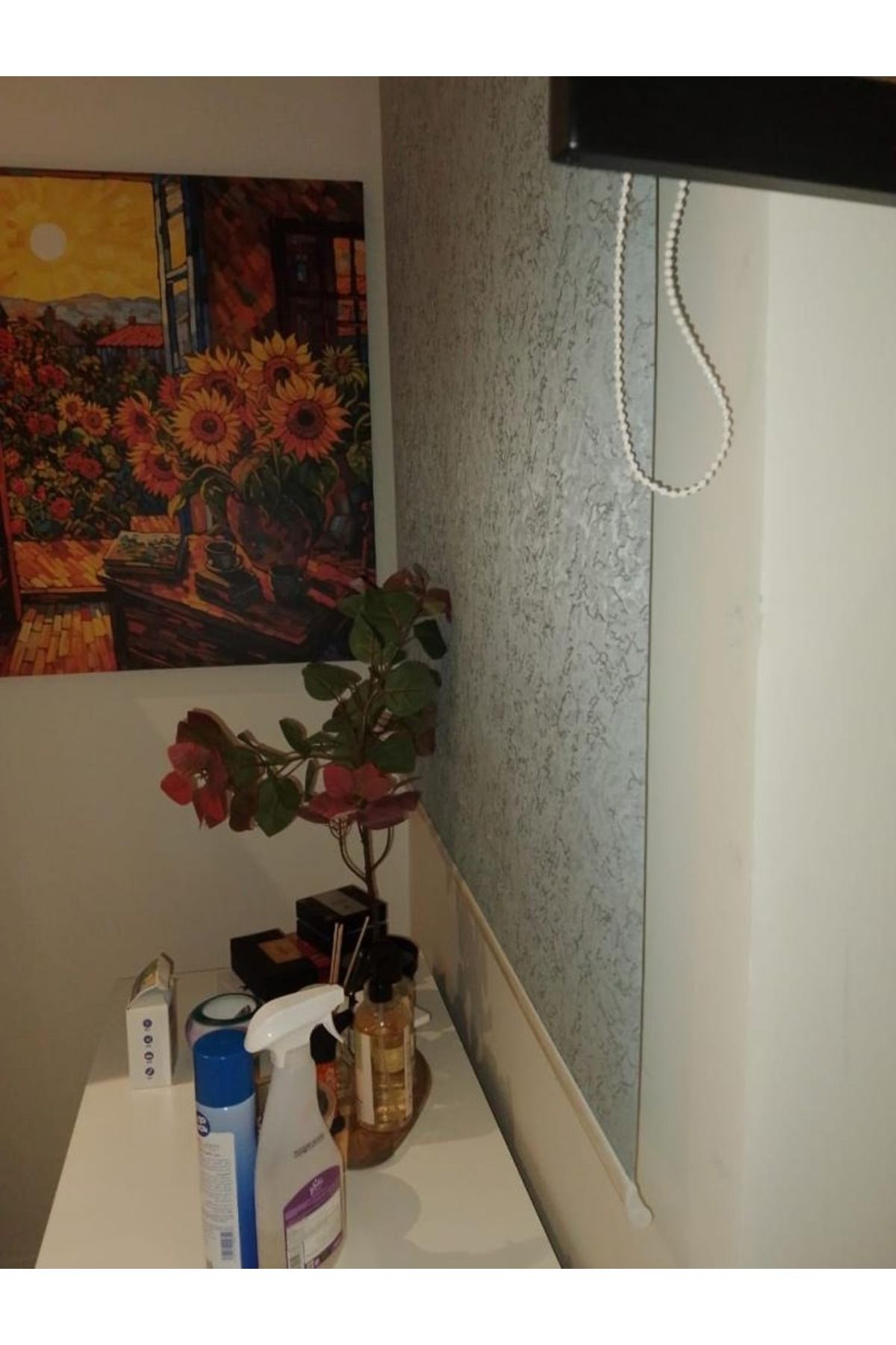 DEC4-Tree roller blinds add a touch of elegance and privacy 3