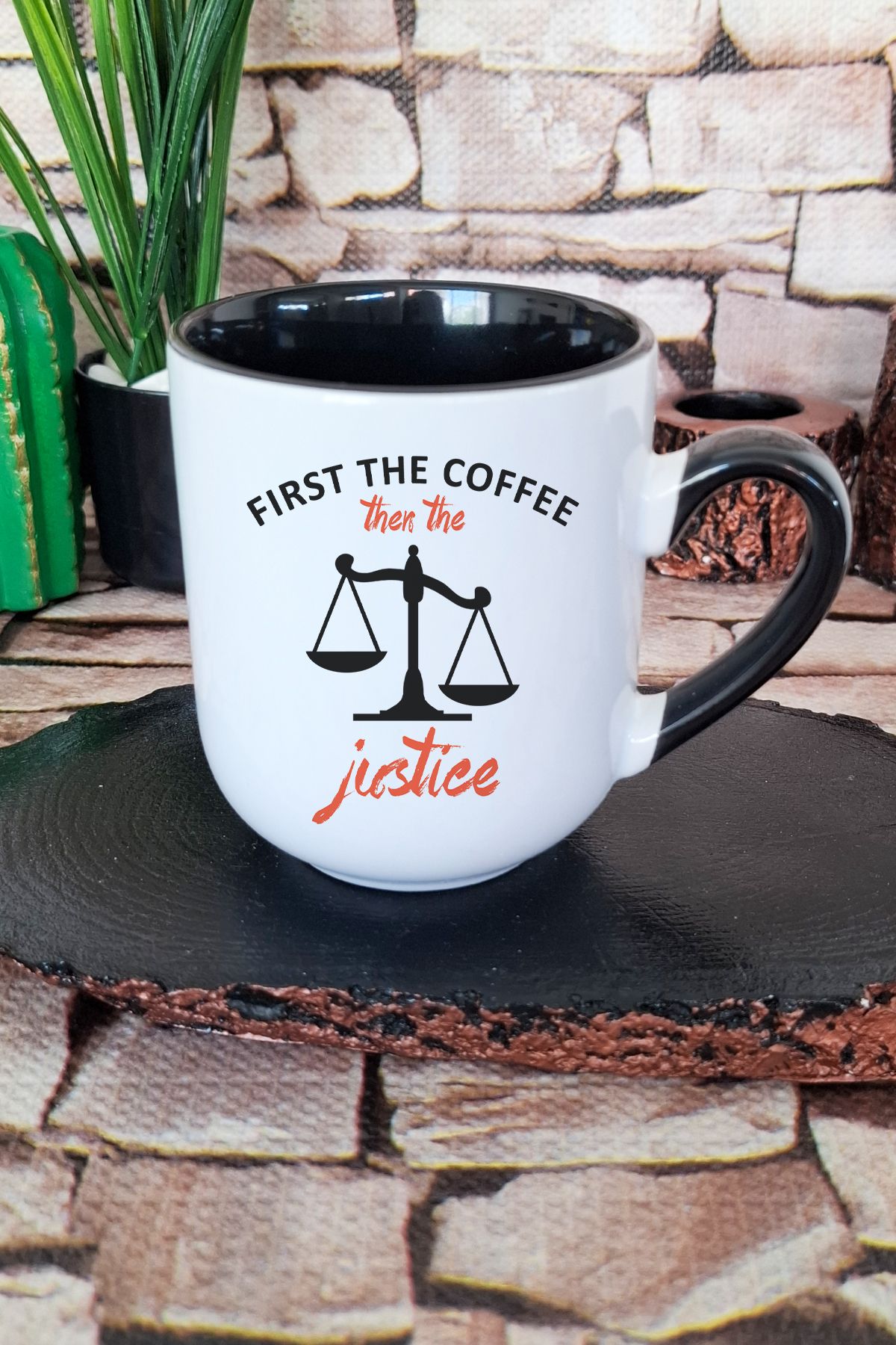 qoeuyl boutique First The Coffee Then The Justice Baskılı AvukatBaskılı İçi ve Kulpu Siyah Premium Kupa Bardak