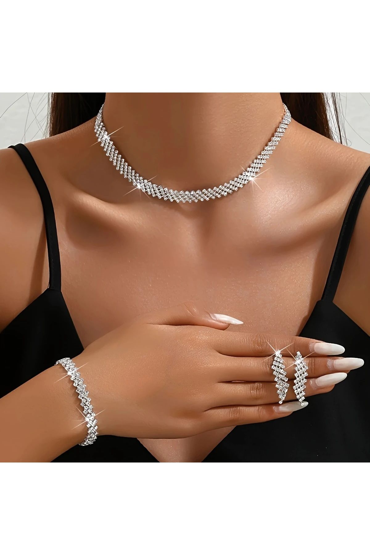 Ayzen 3 parçalı kolye küpe bilezik taşlı takı seti
