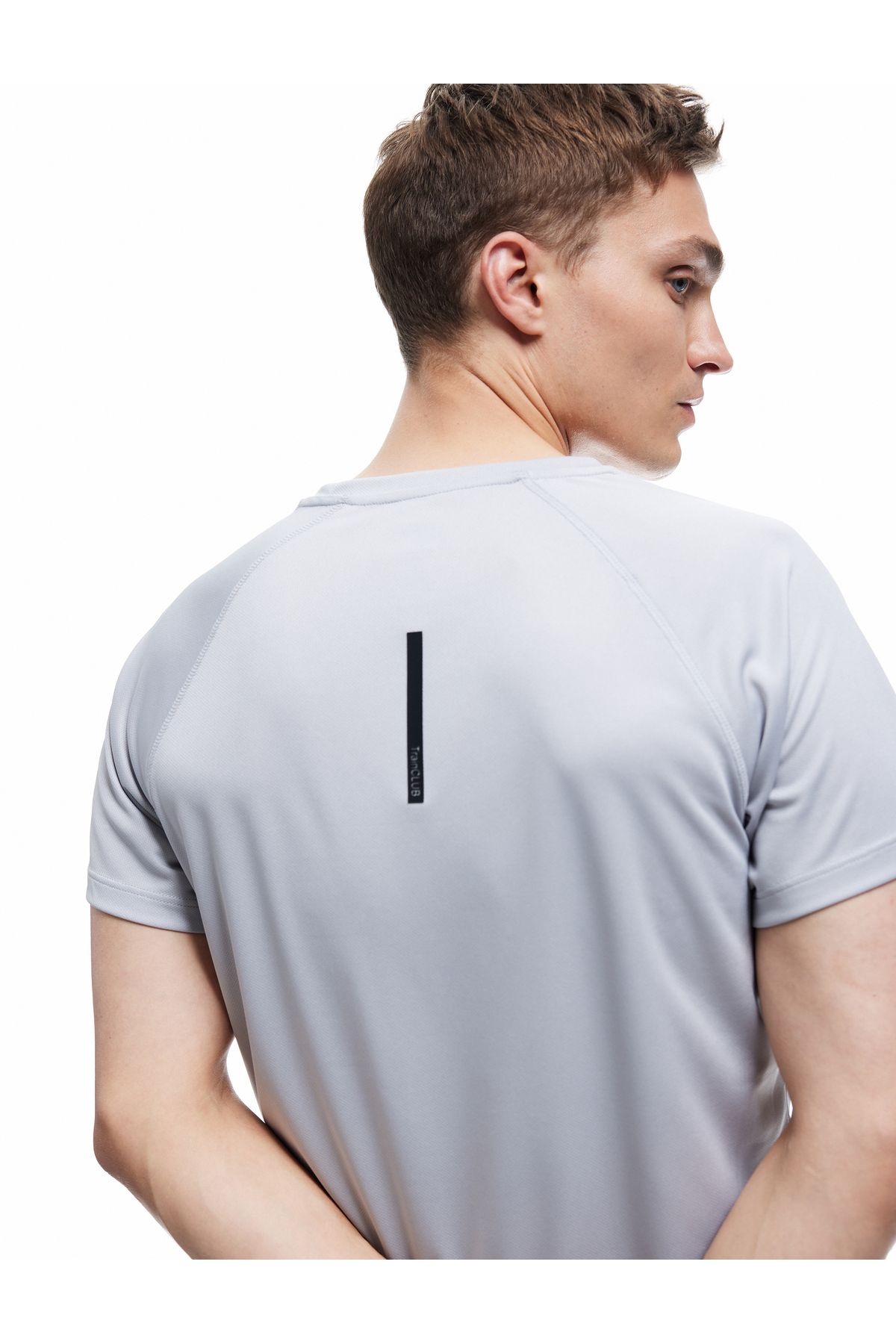 Koton Yeni Sezon Kısa Kollu Bisiklet Yaka Reglan Kol Arkası Baskılı Slim Fit Spor Tişört