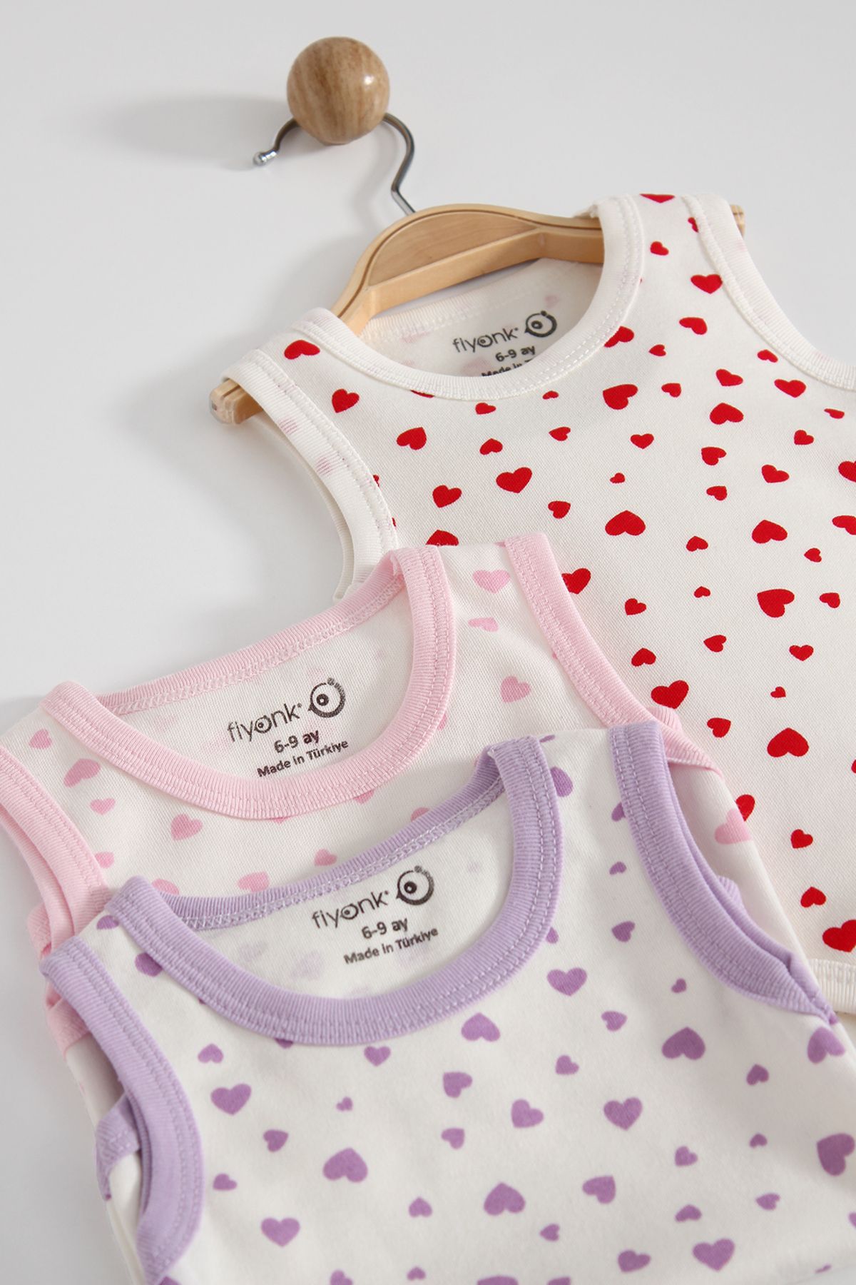 bukko Kız Bebek Kalp Desenli Çıtçıtlı Body (Badi) Zıbın Askılı 3'lü Avantajlı Set