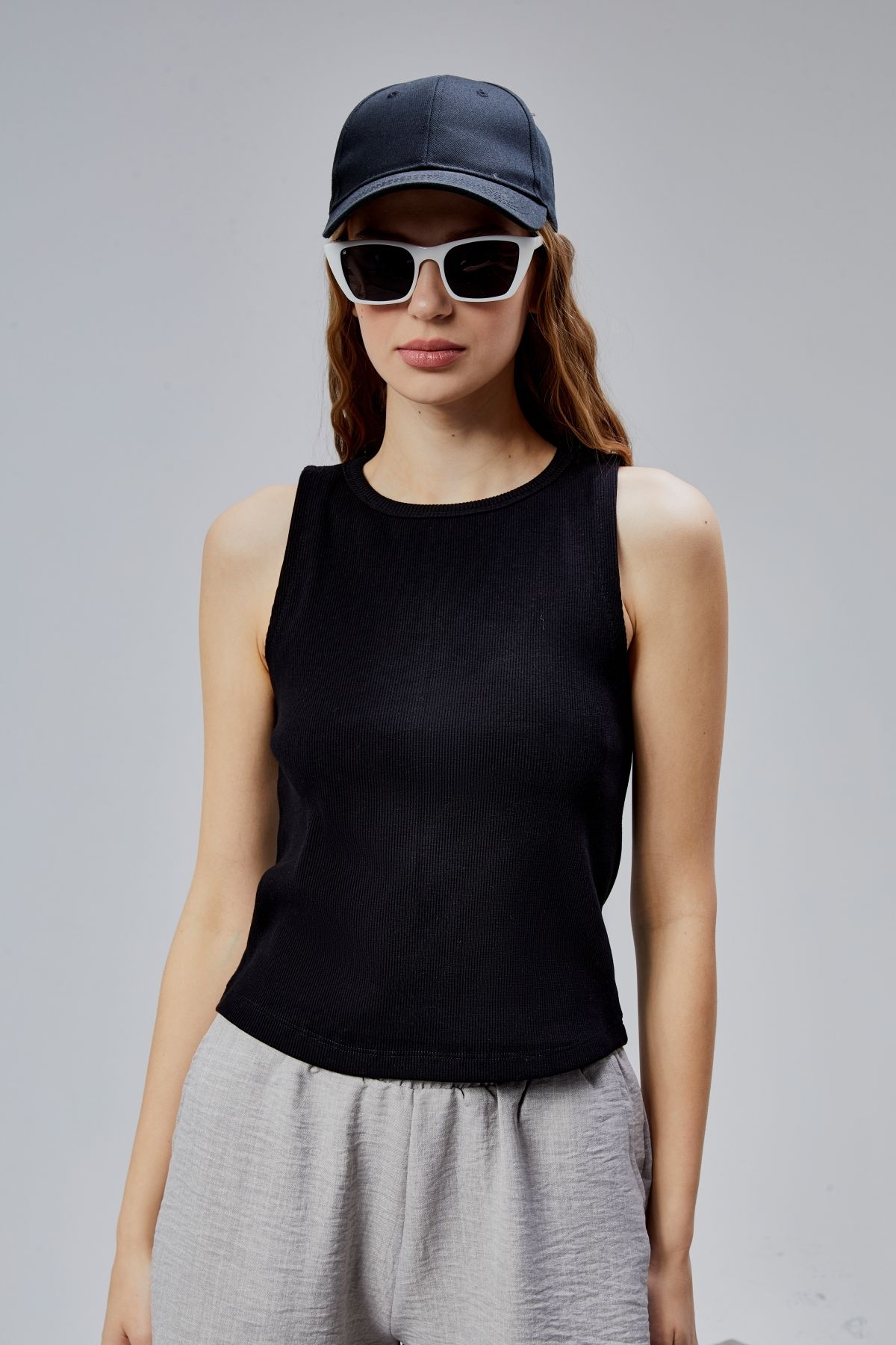 TF The Fancy For You Kadın Halter Yaka Kolsuz Basic Crop Bluz