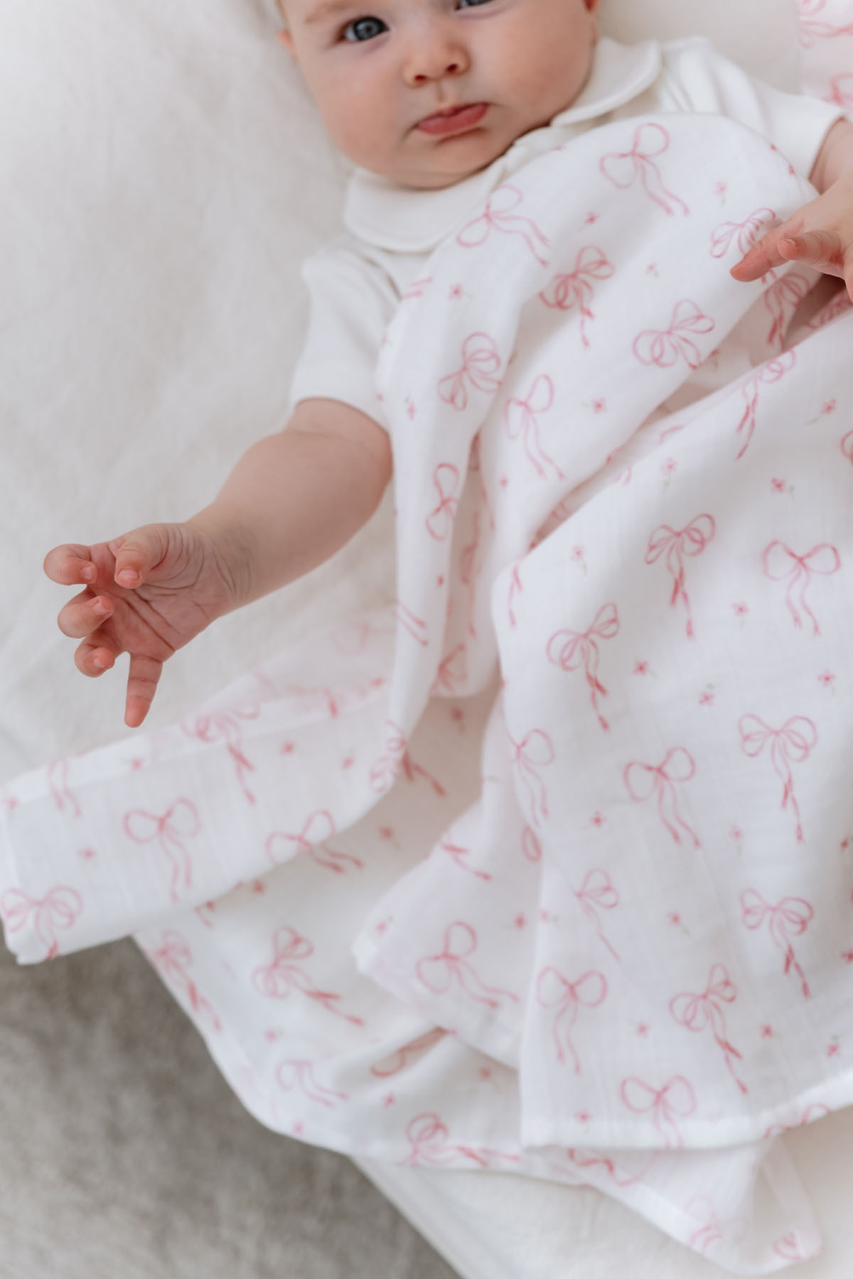 Tuğba Kuğu Müslin Örtü - Pureline Series - Dainty Bows fotoğrafı 5 (önizleme)