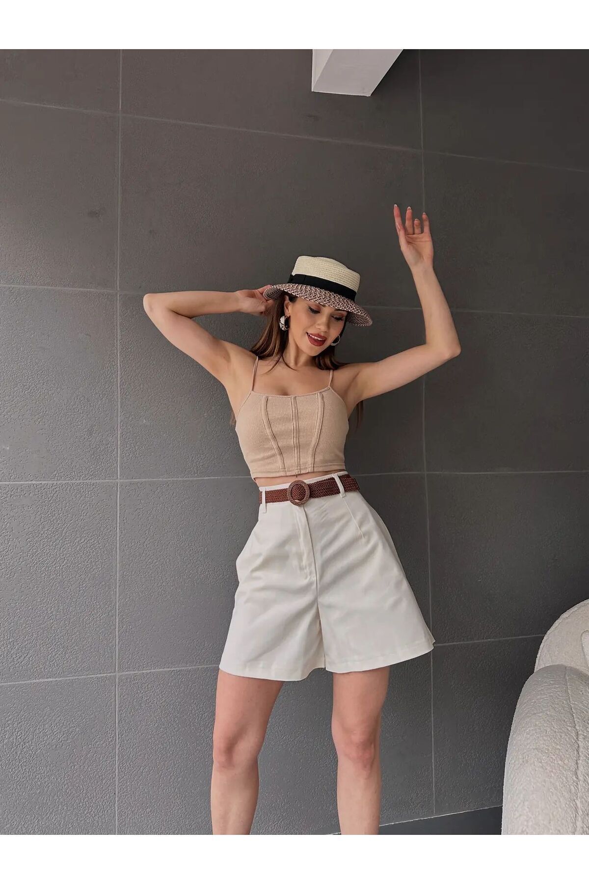Pavia Beli Kemerli Geniş Paçalı Mom Şort