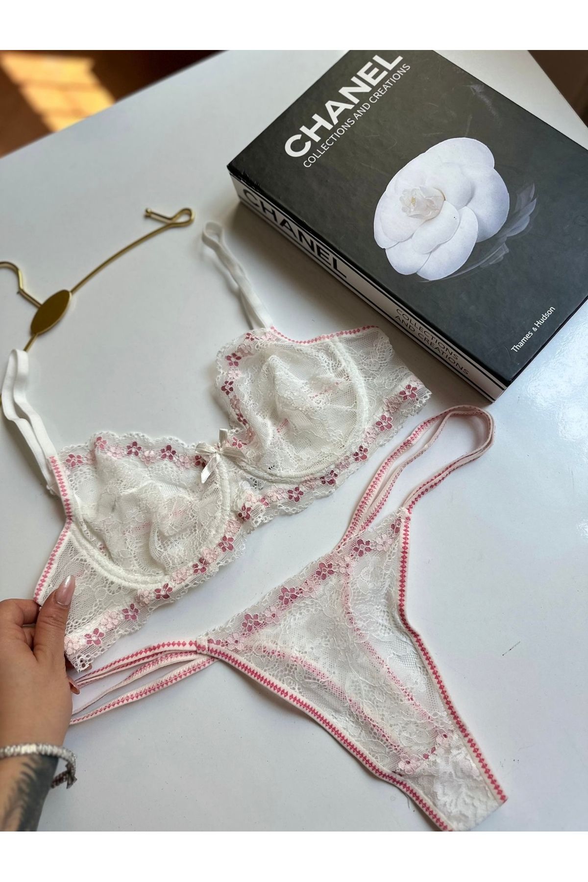 Twear Pinterest model dantelli iç çamaşır takımı