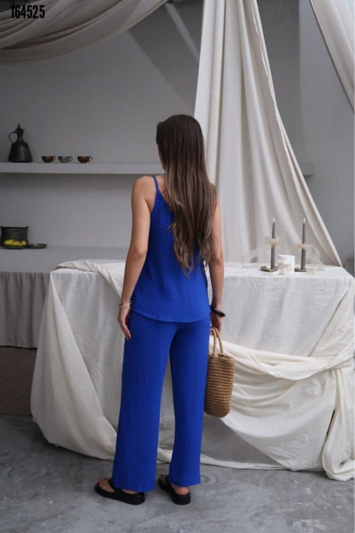 Cbm Kadın askılı bluz ve bol paça pantolon ikili takım Kırmızı Gül Figürlü Kolye hediye