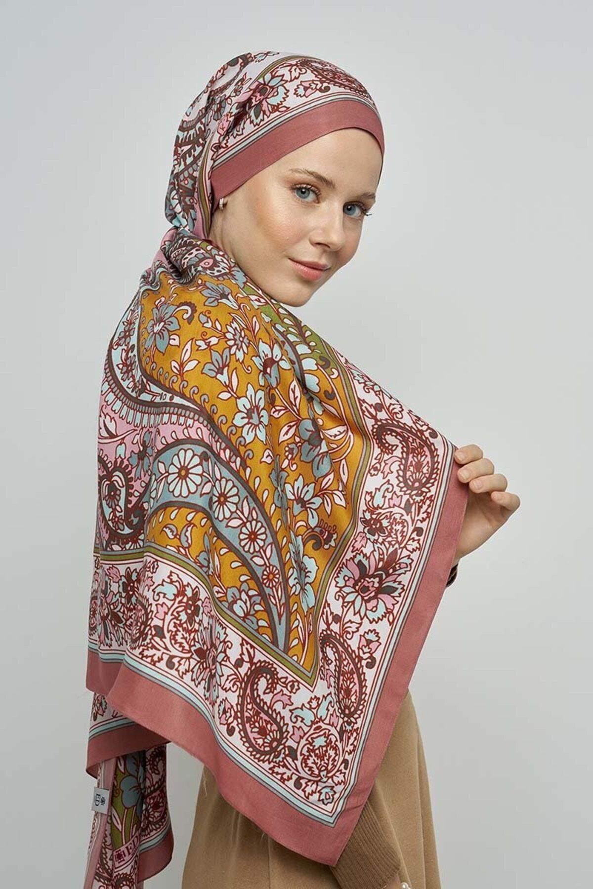 Perla Scarf & More ED Paisley Koleksiyonu Pateh Şal - Yeşil