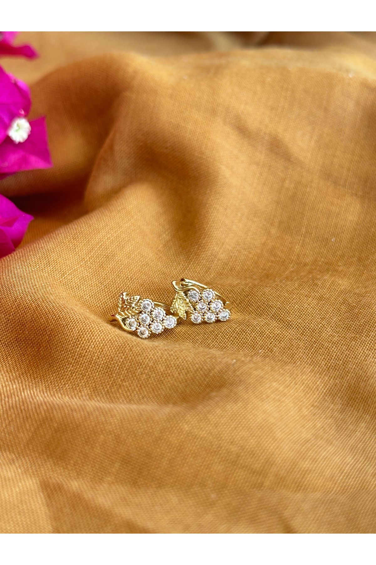 S ATELIER 14 K Altın Kaplama Üzüm Küpe