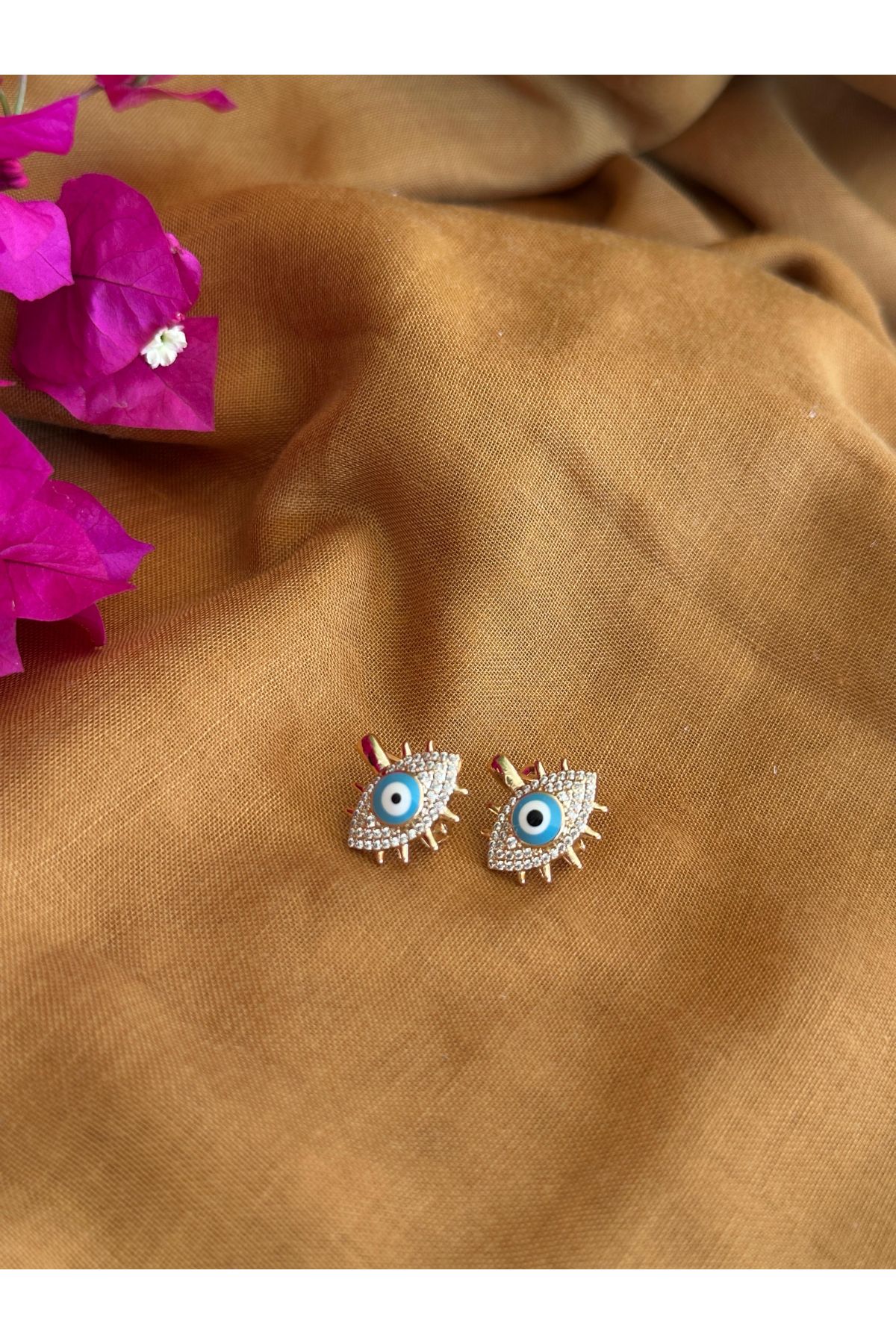 S ATELIER 14 K Altın Kaplama Göz Detaylı Küpe