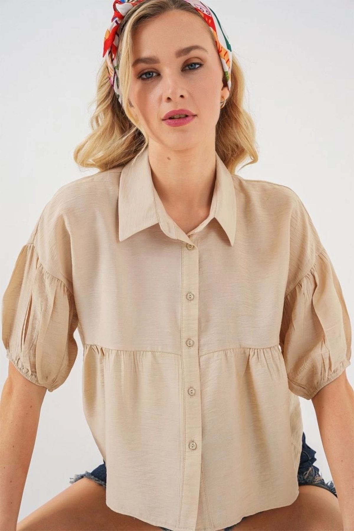 Butik Kısa Kol Crop Gömlek 20335 - Bej