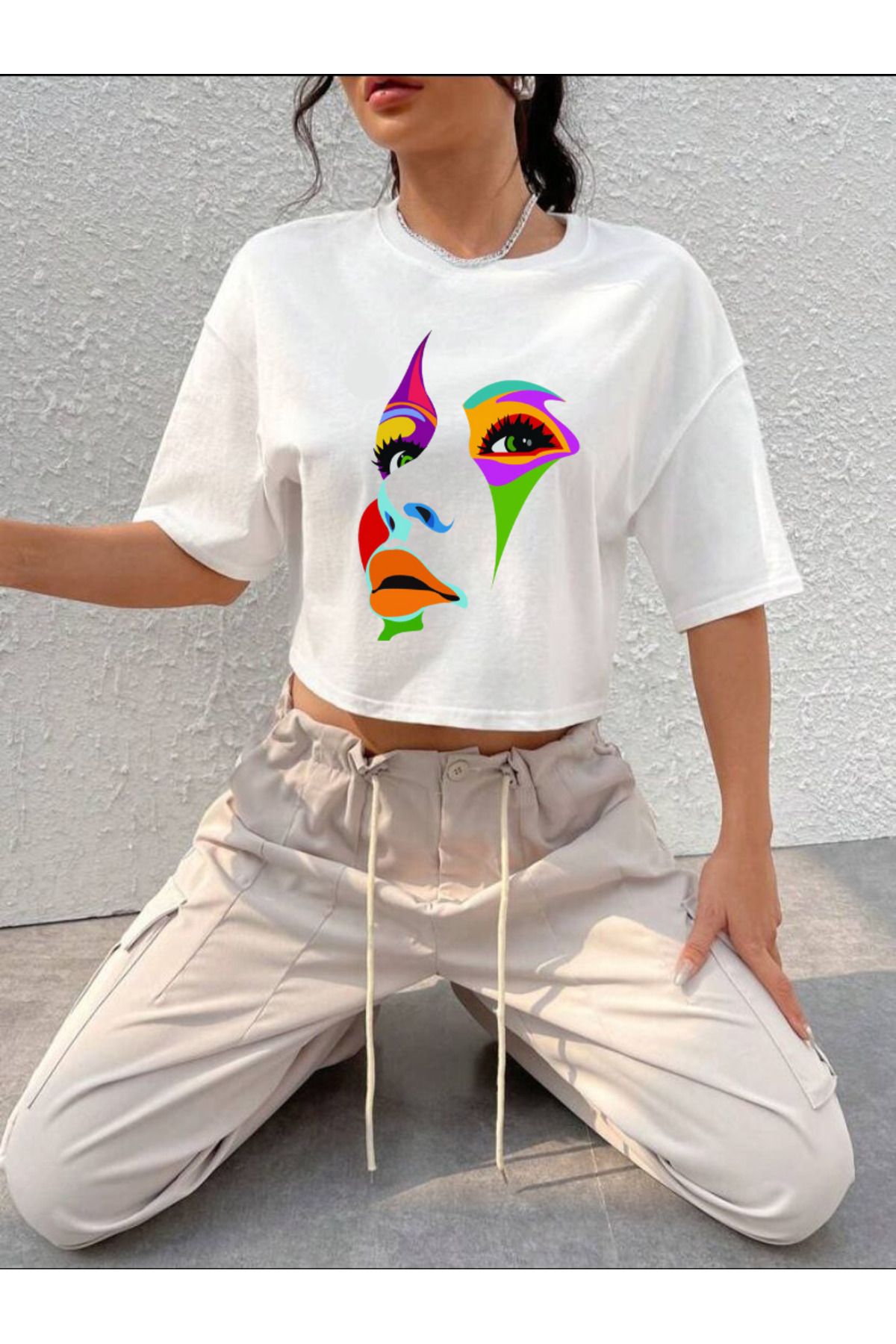 ORTAKÇA Crop Renkli Baskılı Beyaz