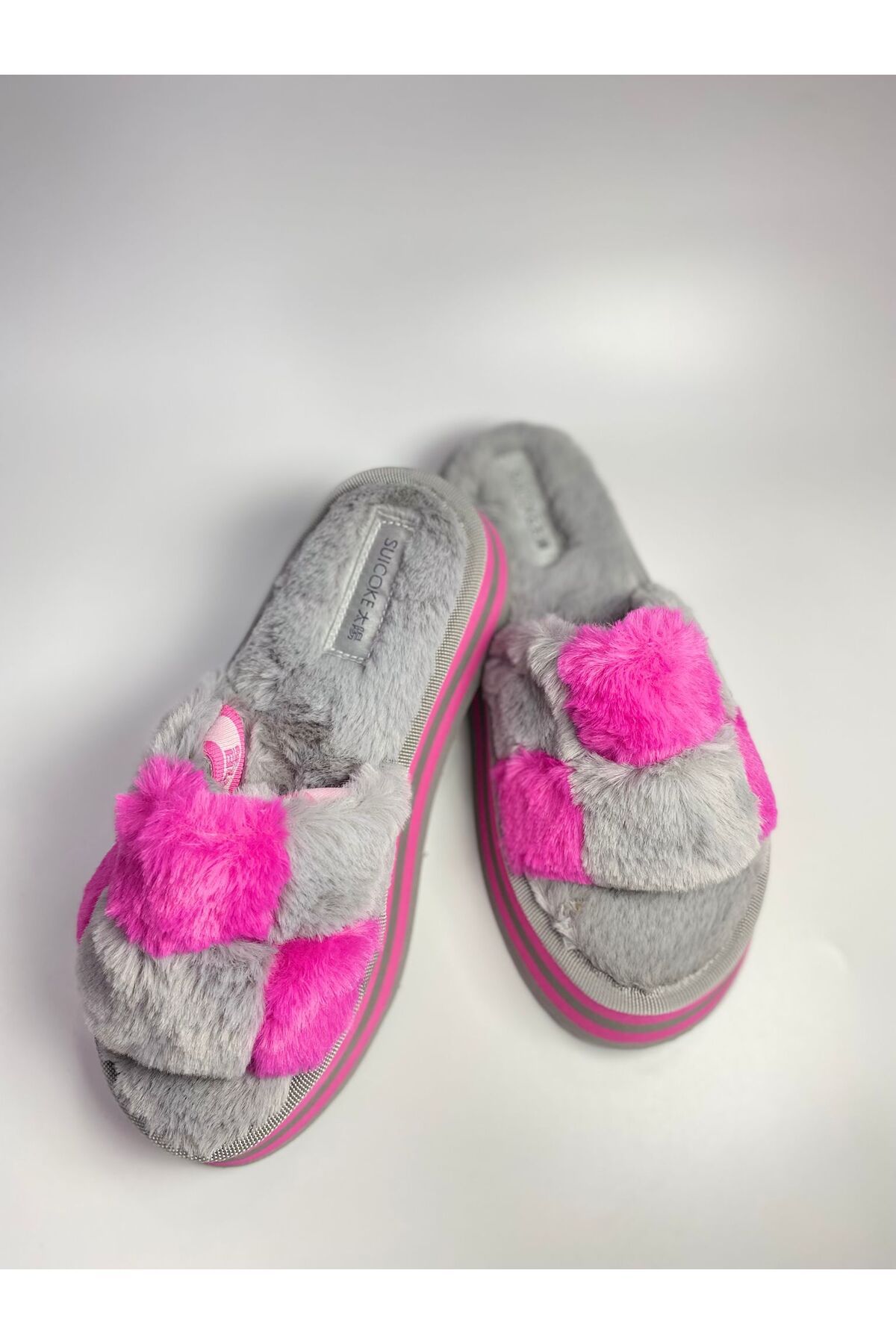 erta Kadın Şık Peluş Gri- Pembe Şerit Desenli Terlik