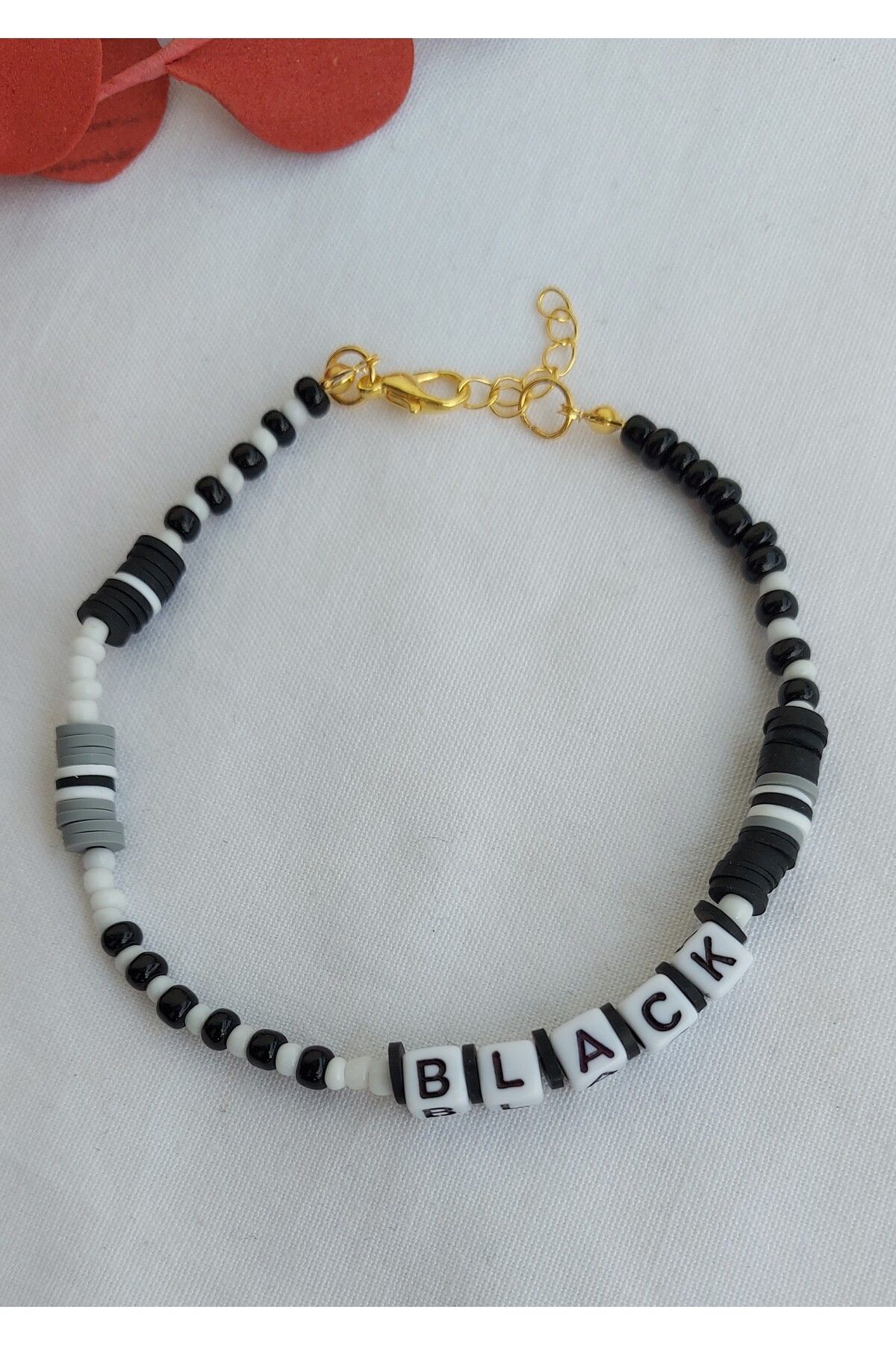 Idarosa Concept Siyah "Black" Yazılı, Siyah ve Beyaz Boncuklu Halhal