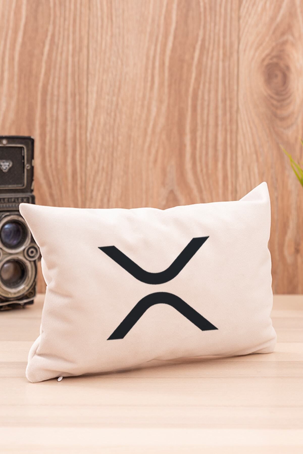 teknotrust Ripple logolu araç boyun yastığı, konfor ve şıklık için ideal!