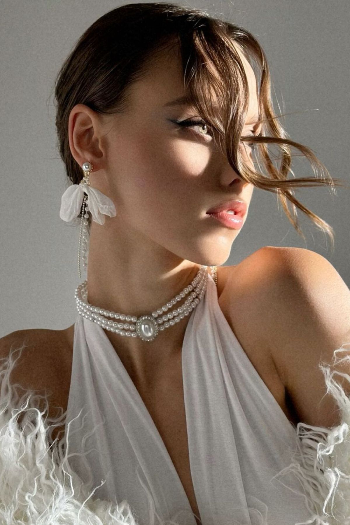 LIVOSH İNCİLİ CHOKER KOLYE İNCİLİ TAŞLI TASMA KOLYE