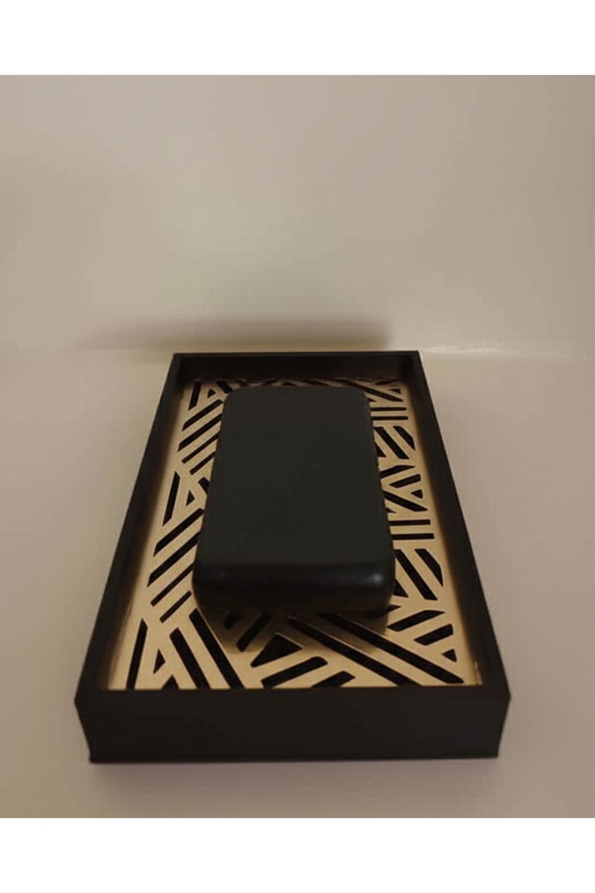 FORTE DESING Geometrik Desenli Modern Sabunluk - Siyah Altın Renkli Banyo Aksesuarı