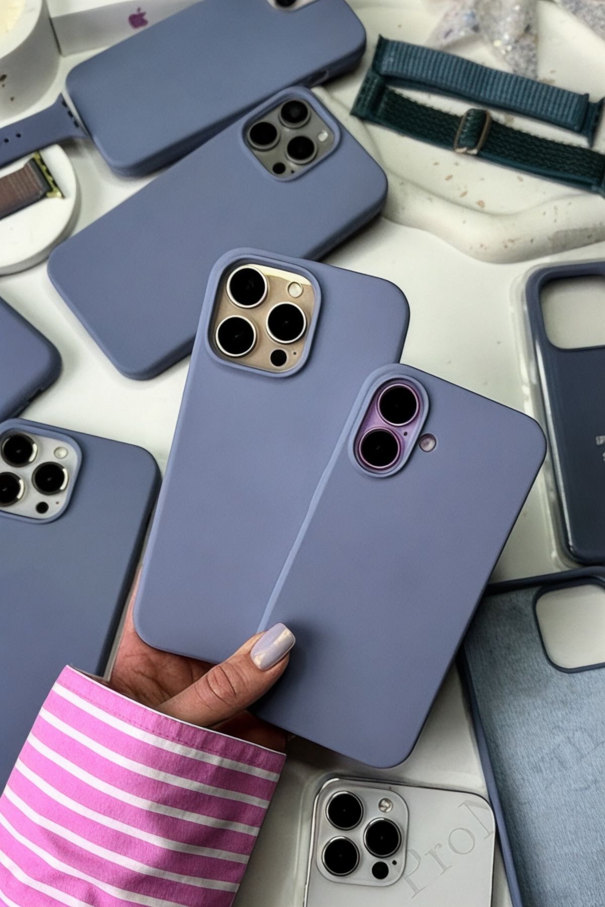 ProNorth Iphone 13 Pro Uyumlu Kılıf Logolu Lansman Soft Yumuşak Içi Kadife Silikon Kapak