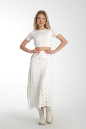 Kallisto Beyaz Dantel Astarlı Tam Kalıp Midi Boy Asimetrik Etek